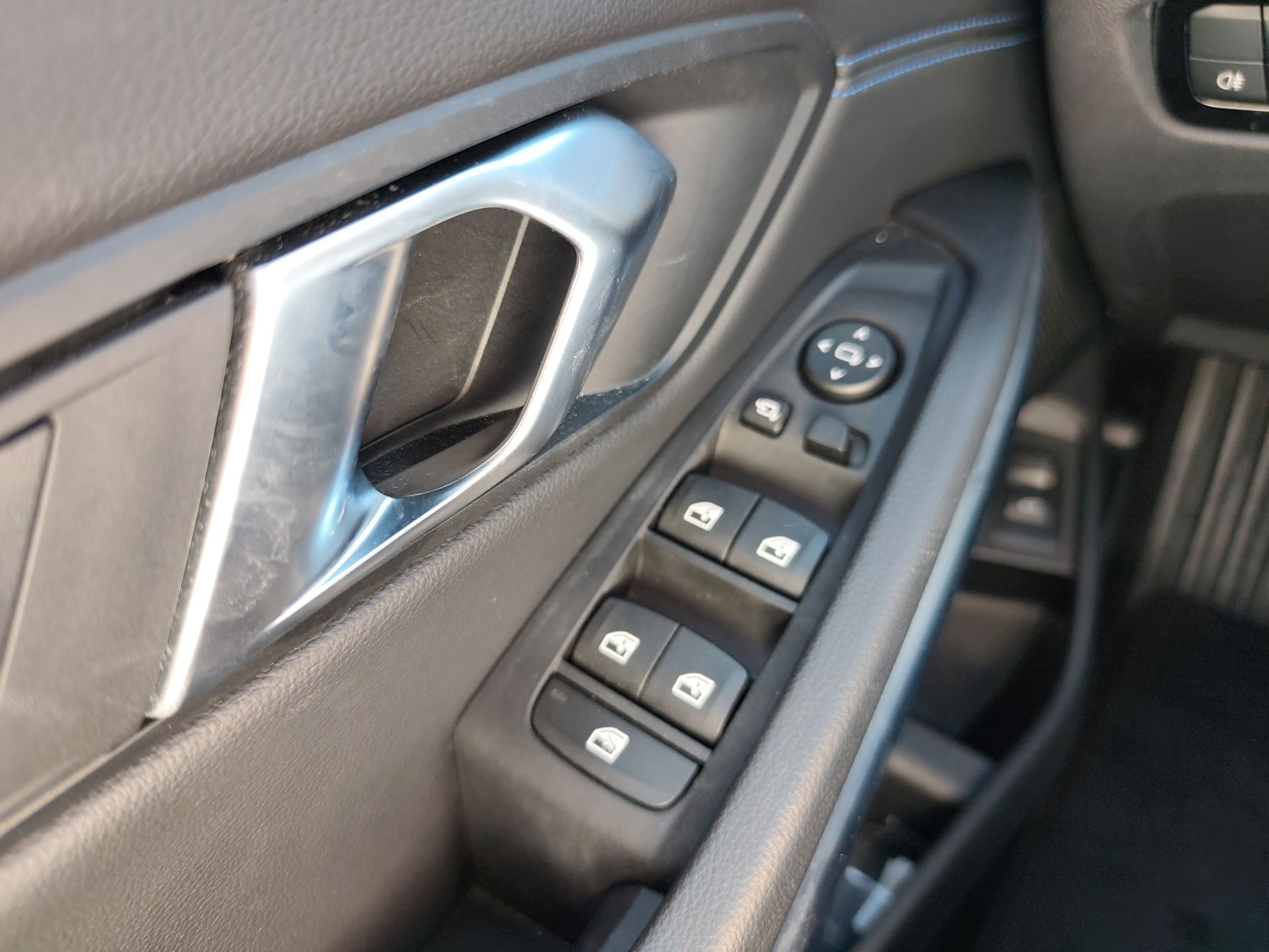 BMW Série 3 320d Touring color Gris. Año 2024. 140KW(190CV). Diesel. En concesionario Caetano Baviera Santa Maria da Feira de Santa Maria da Feira