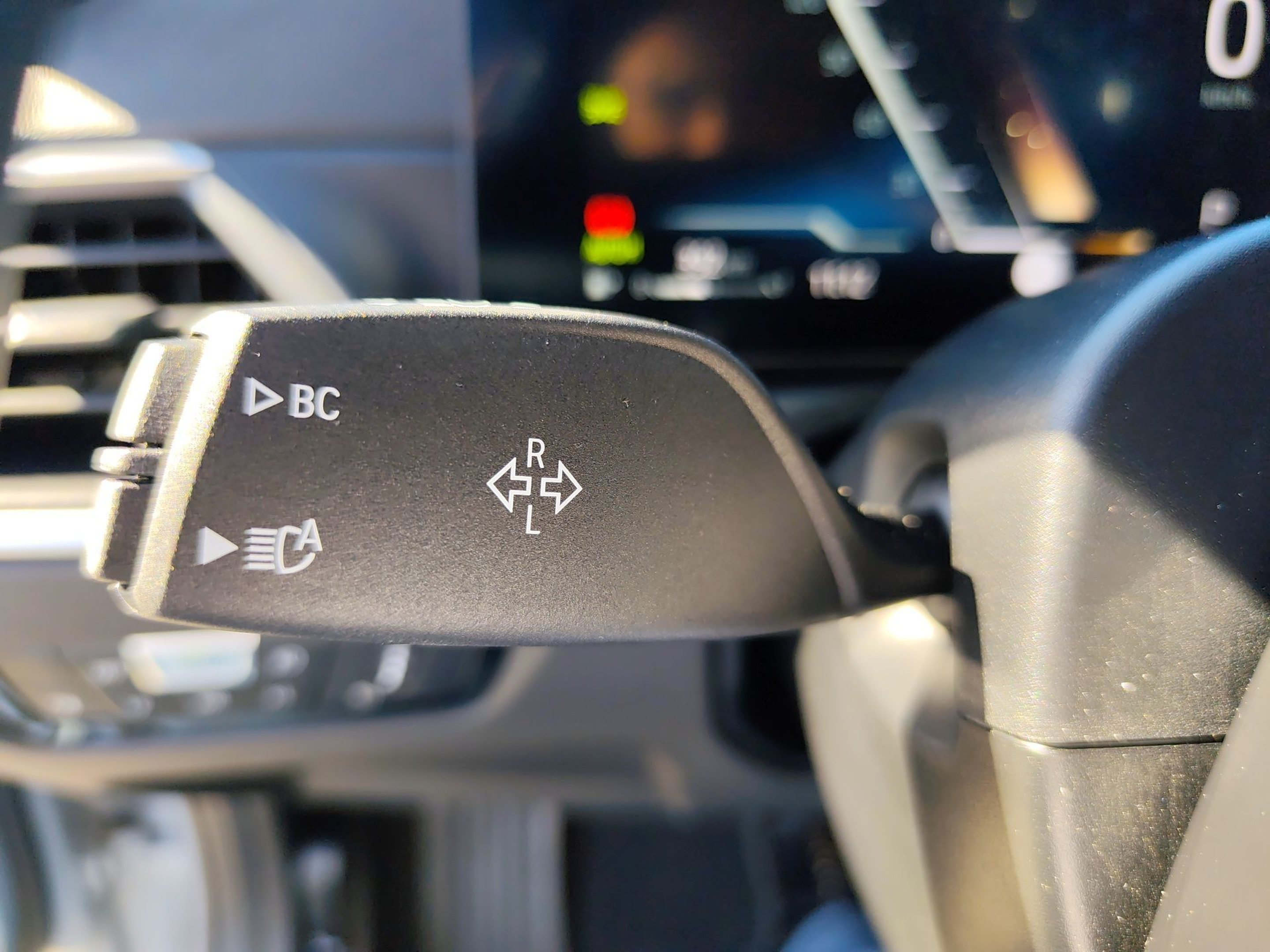 BMW Série 3 320d Touring color Gris. Año 2024. 140KW(190CV). Diesel. En concesionario Caetano Baviera Santa Maria da Feira de Santa Maria da Feira