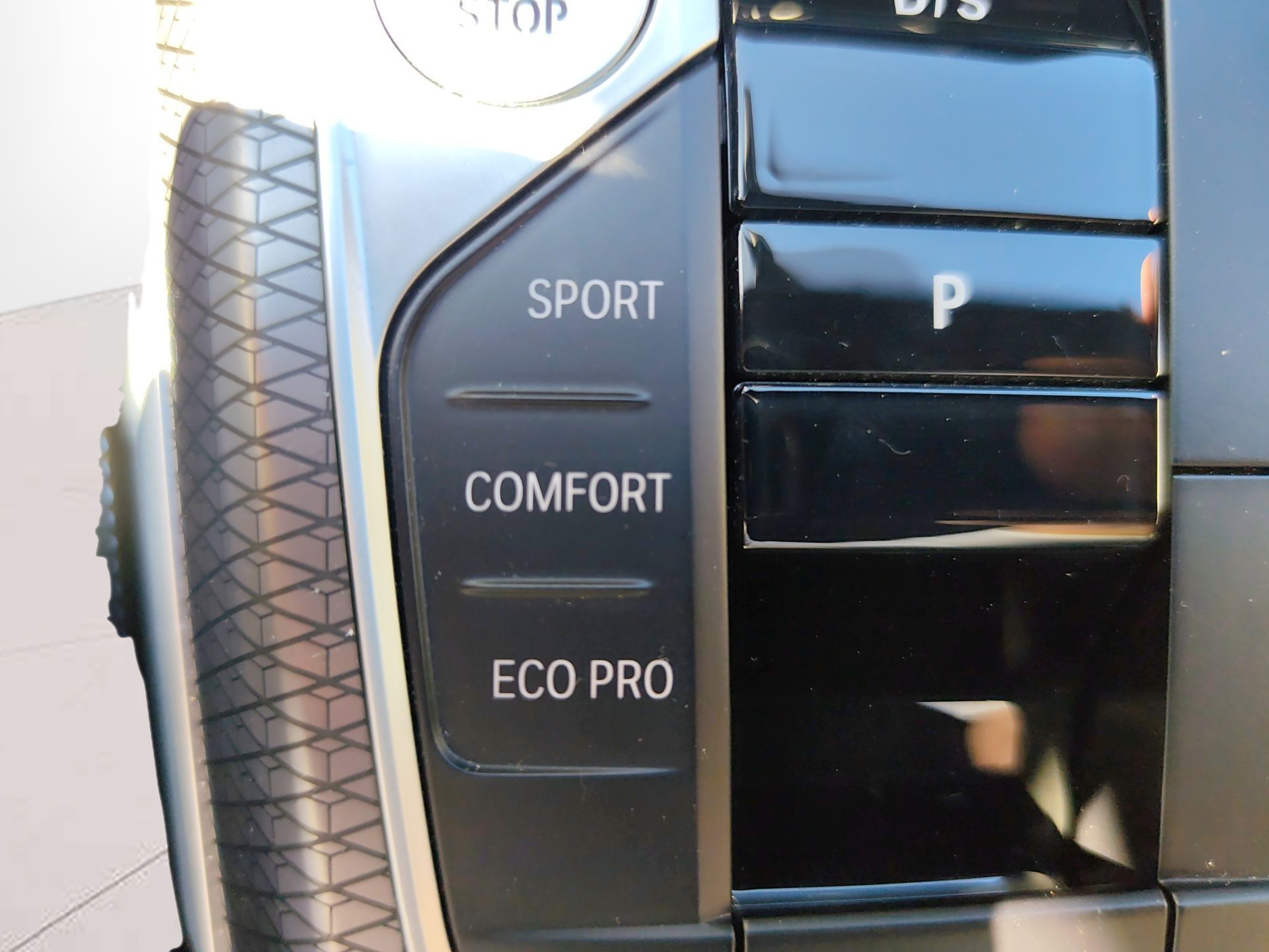 BMW Série 3 320d Touring color Gris. Año 2024. 140KW(190CV). Diesel. En concesionario Caetano Baviera Santa Maria da Feira de Santa Maria da Feira