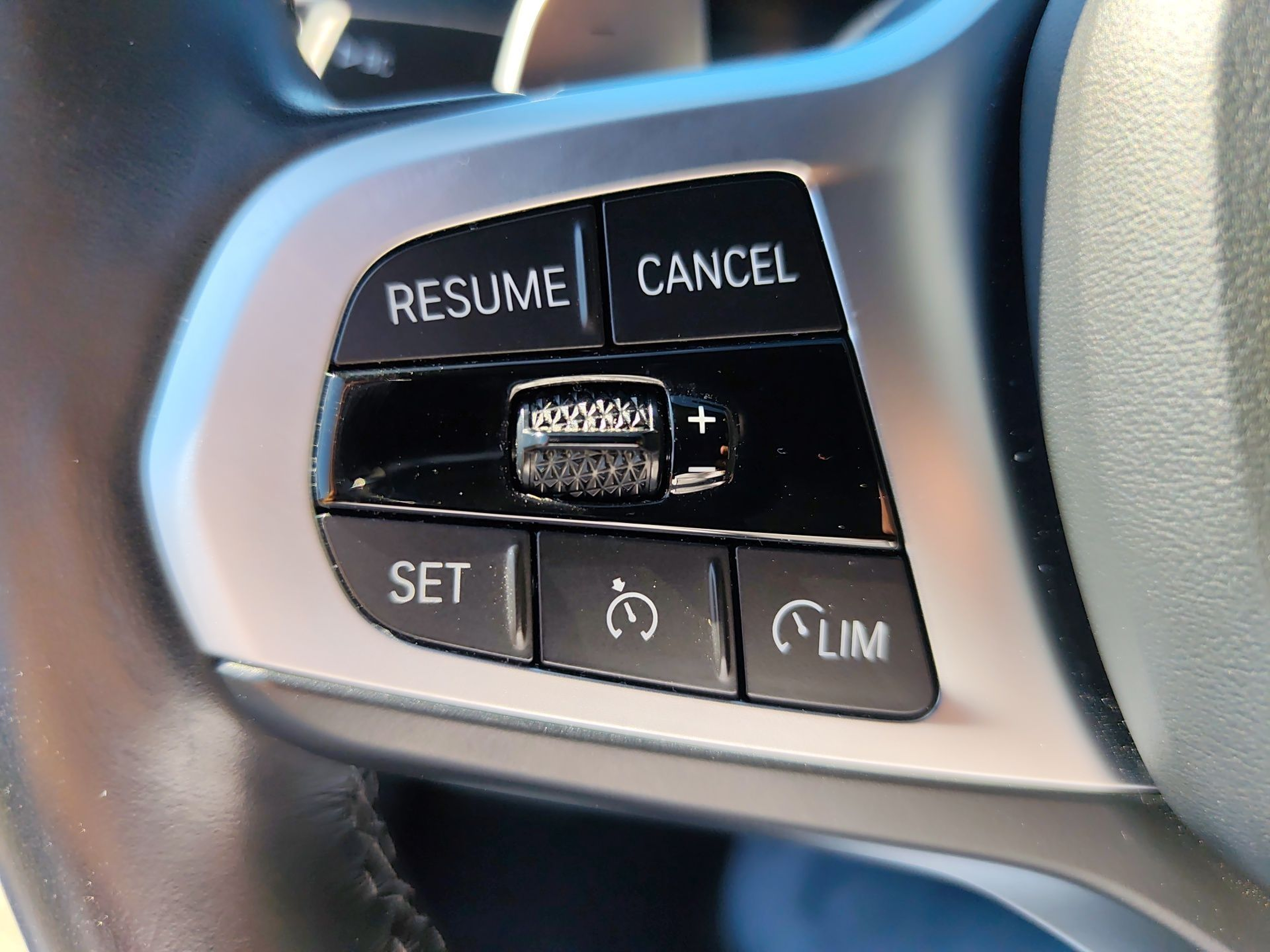 BMW Série 3 320d Touring color Gris. Año 2024. 140KW(190CV). Diesel. En concesionario Caetano Baviera Santa Maria da Feira de Santa Maria da Feira