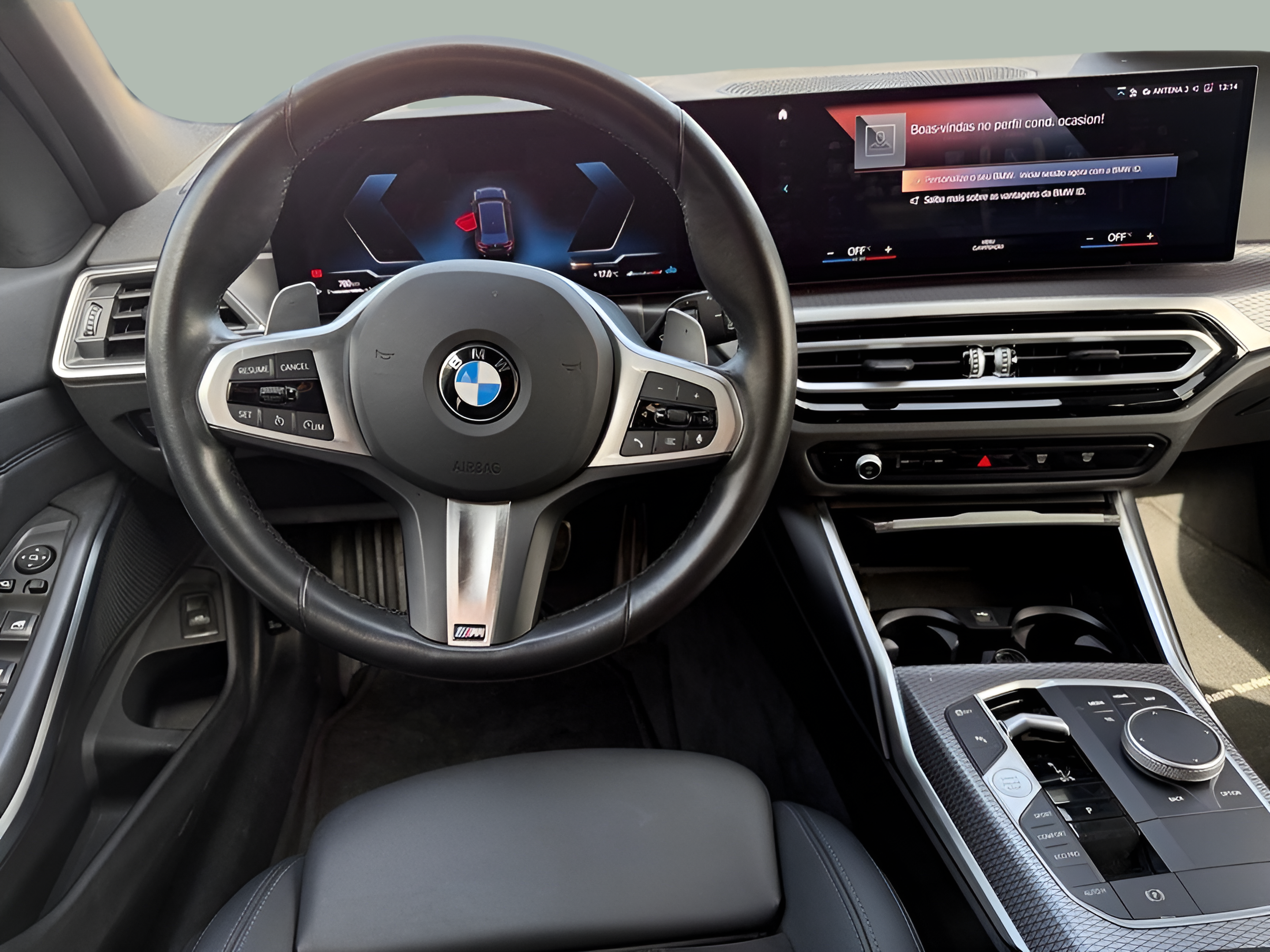 BMW Série 3 320d Touring color Negro. Año 2024. 140KW(190CV). Diesel. En concesionario Caetano Portimão de Portimão