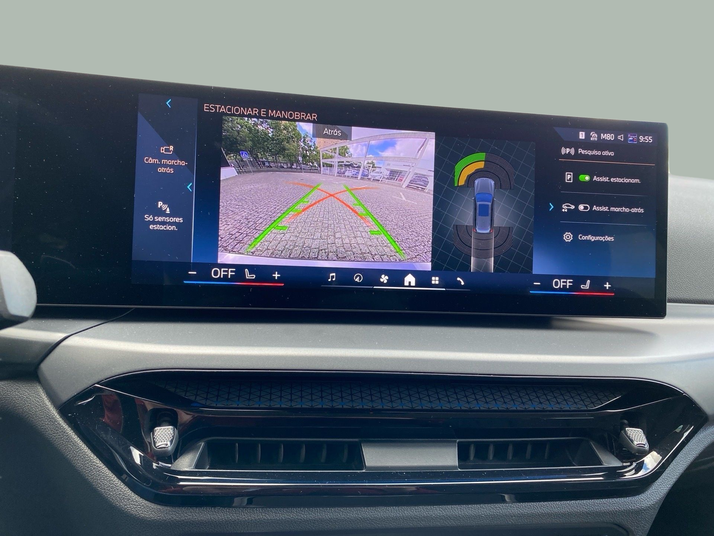 BMW Série 3 320d Touring color Negro. Año 2024. 140KW(190CV). Diesel. En concesionario Caetano Lisboa de Lisboa