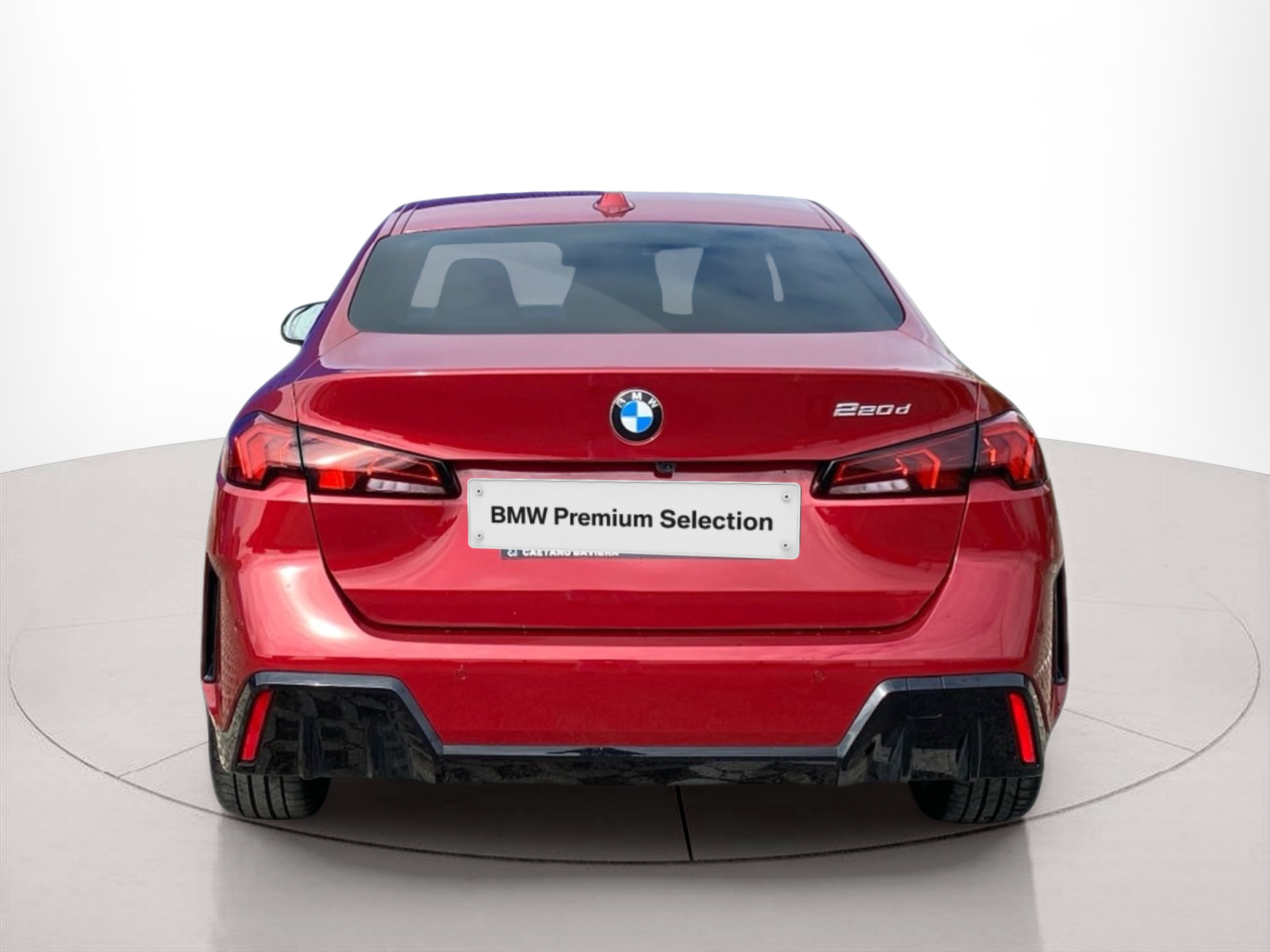 BMW Série 2 220d Gran Coupé color Rojo. Año 2025. 120KW(163CV). Diesel. En concesionario Caetano Baviera Cascais de Cascais