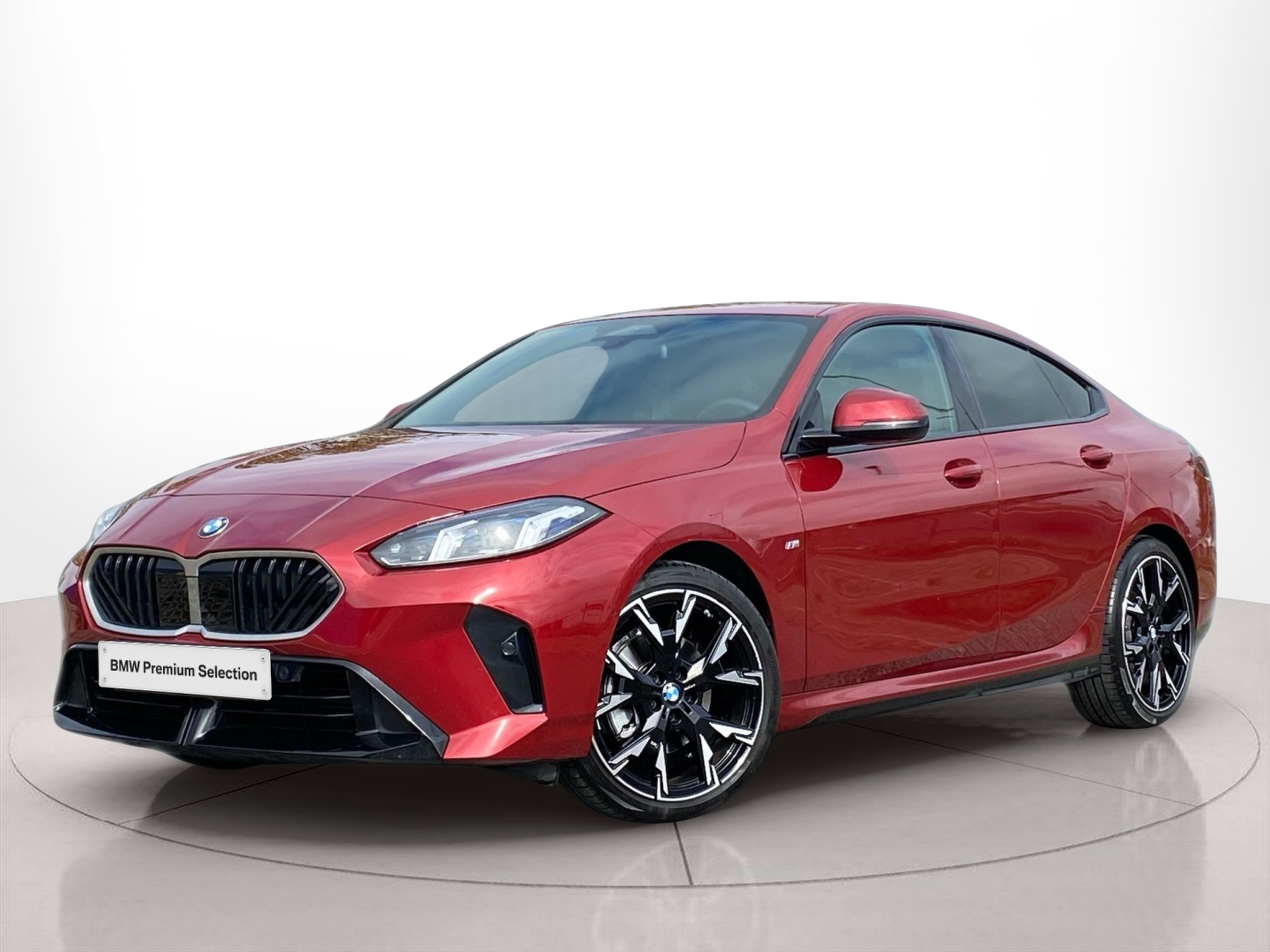 Fotos de BMW Série 2 220d Gran Coupé color Rojo. Año 2025. 120KW(163CV). Diesel. En concesionario Caetano Baviera Cascais de Cascais