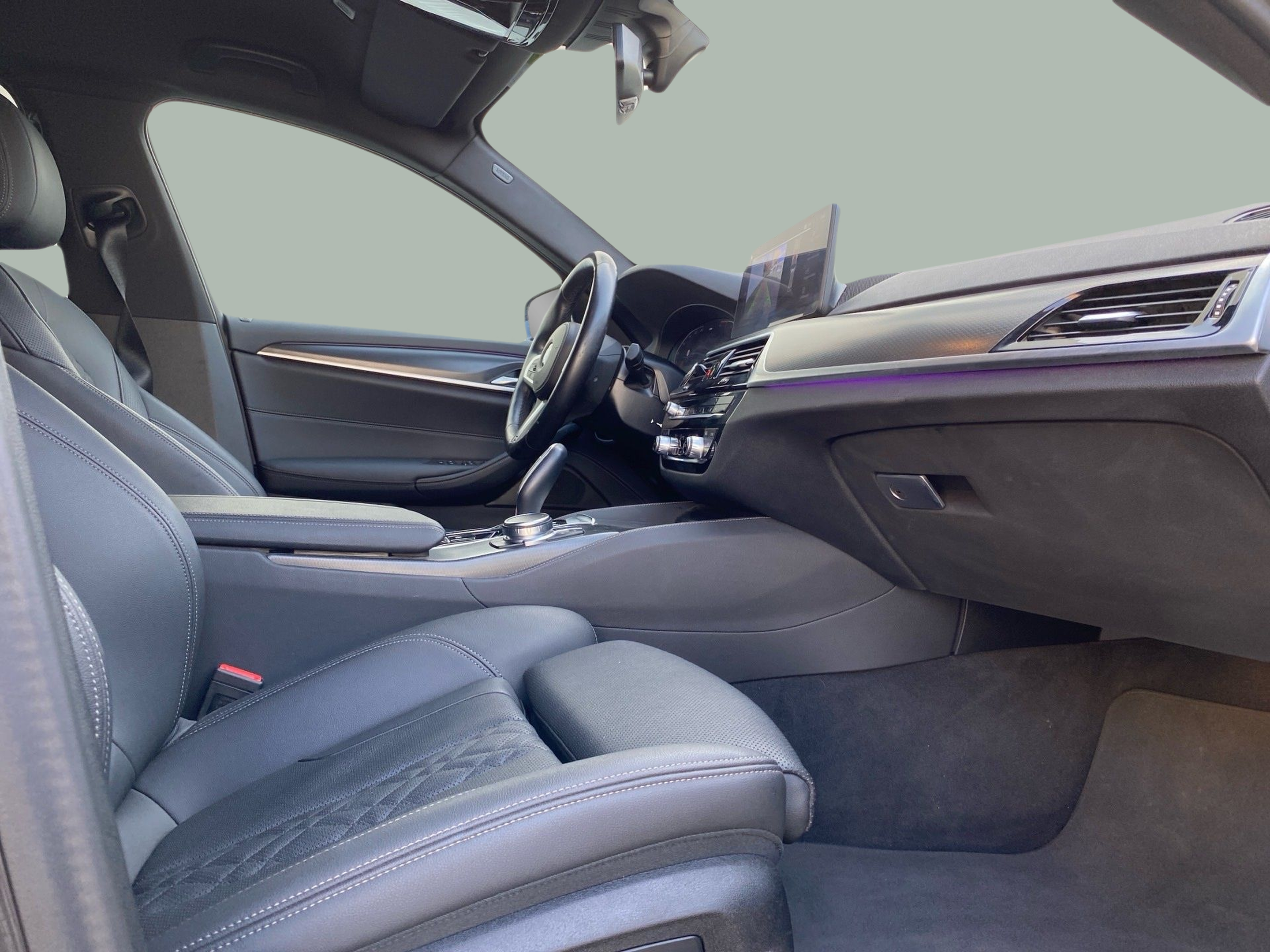 BMW Série 5 520d Touring color Gris. Año 2024. 140KW(190CV). Diesel. En concesionario Caetano Baviera Lisboa de Lisboa