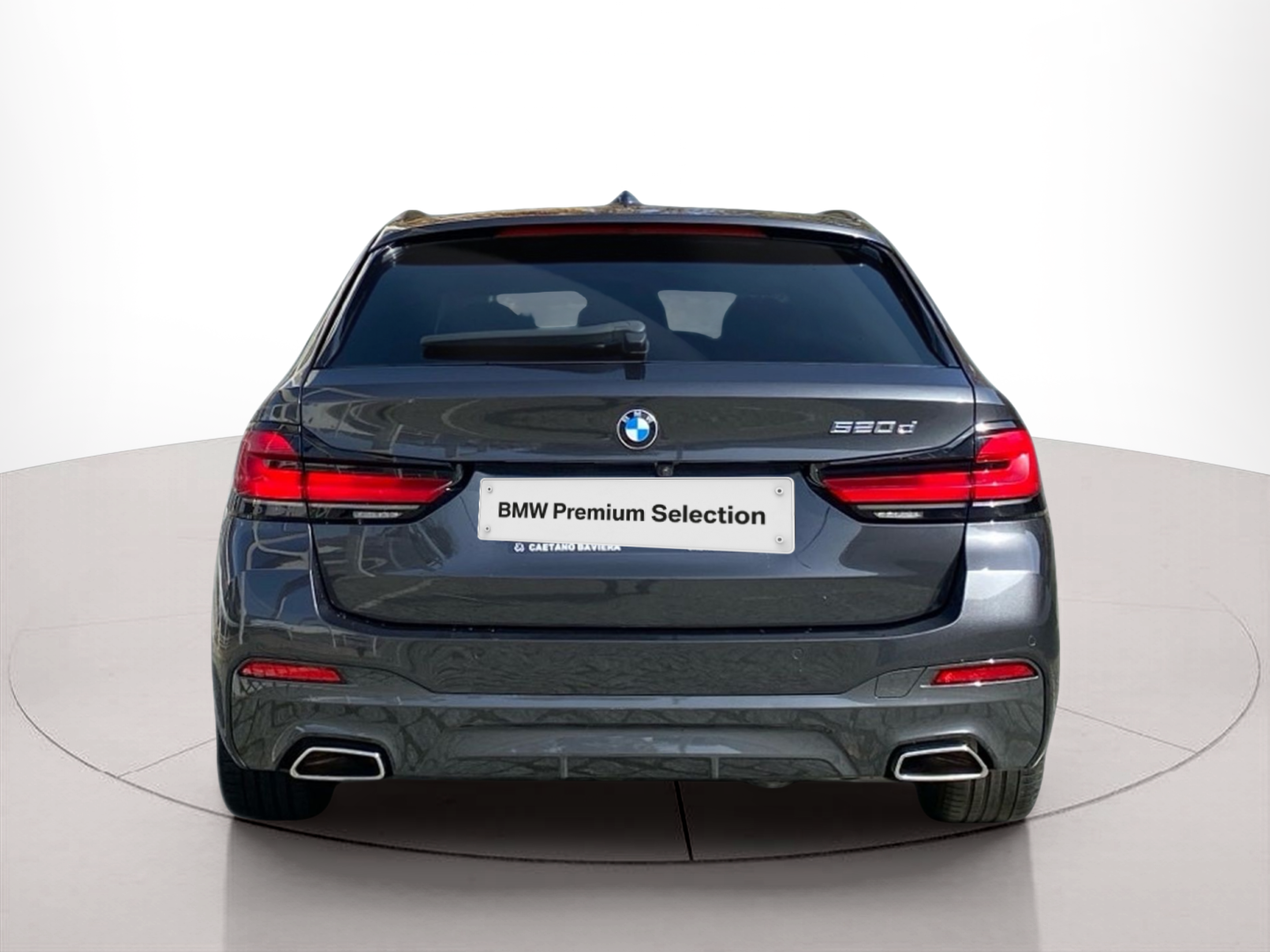 BMW Série 5 520d Touring color Gris. Año 2024. 140KW(190CV). Diesel. En concesionario Caetano Baviera Lisboa de Lisboa