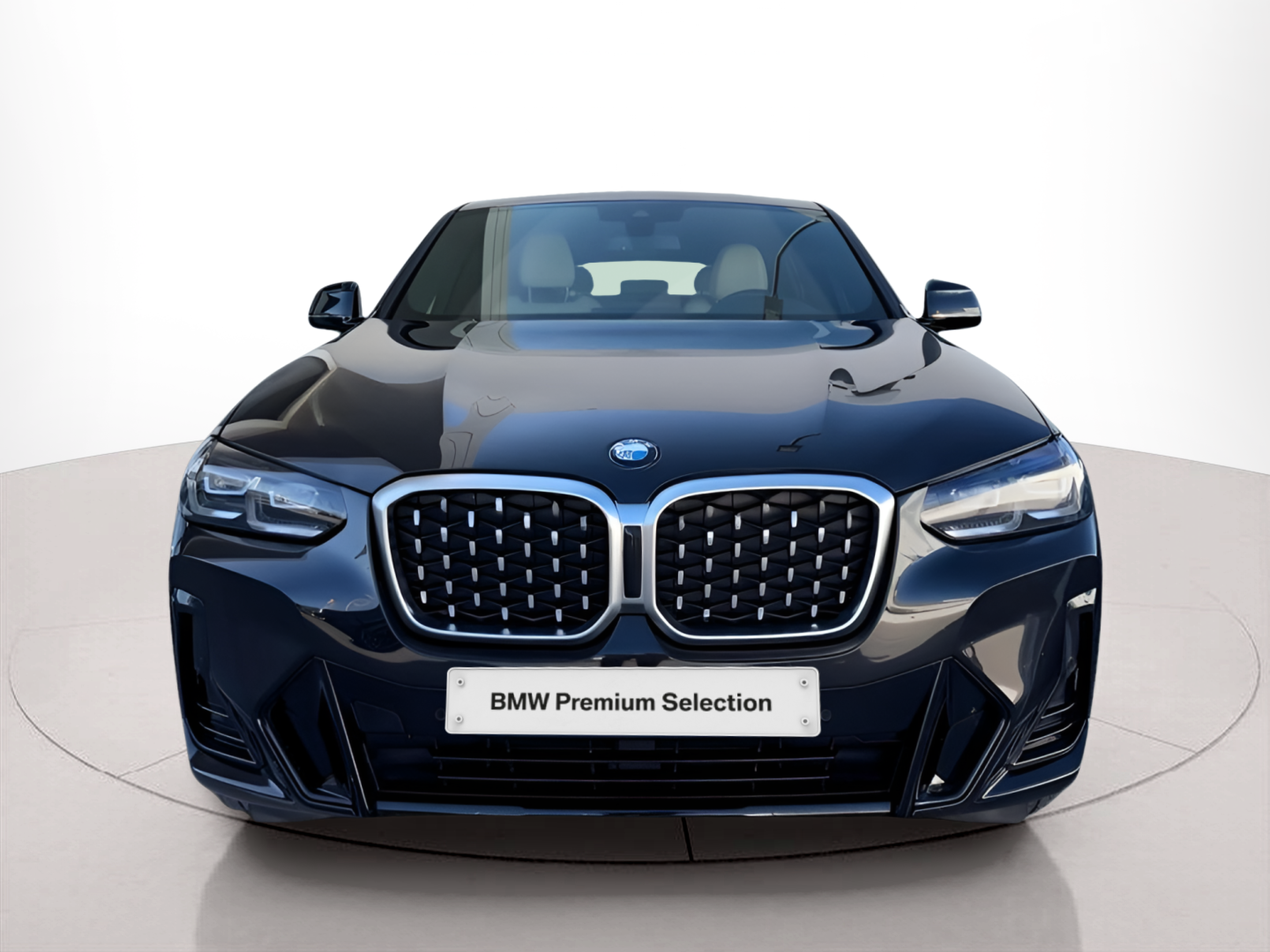 Fotos de BMW X4 xDrive20d color Negro. Año 2023. 140KW(190CV). Diesel. En concesionario Caetano Faro de Faro