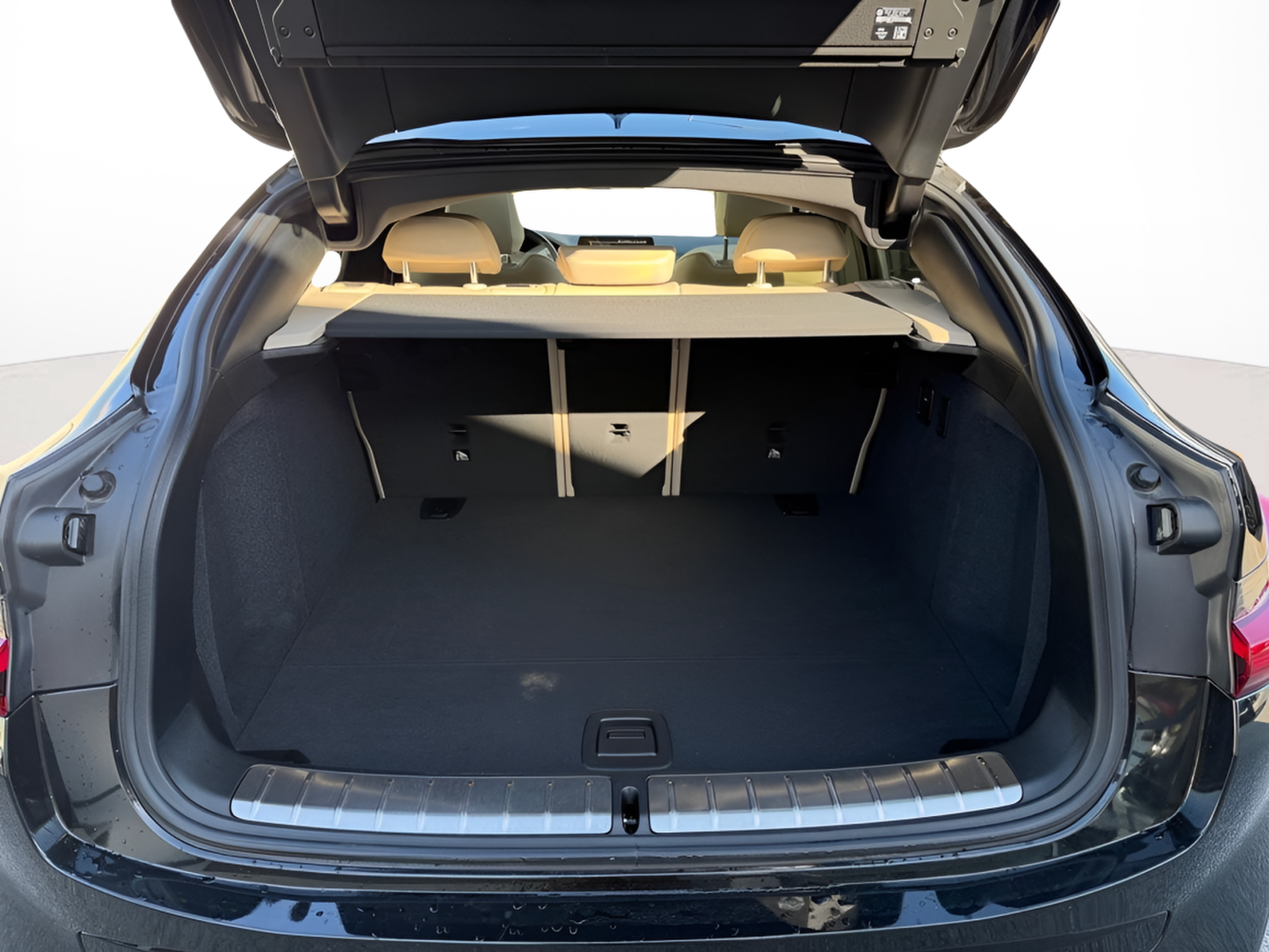 BMW X4 xDrive20d color Negro. Año 2023. 140KW(190CV). Diesel. En concesionario Caetano Faro de Faro