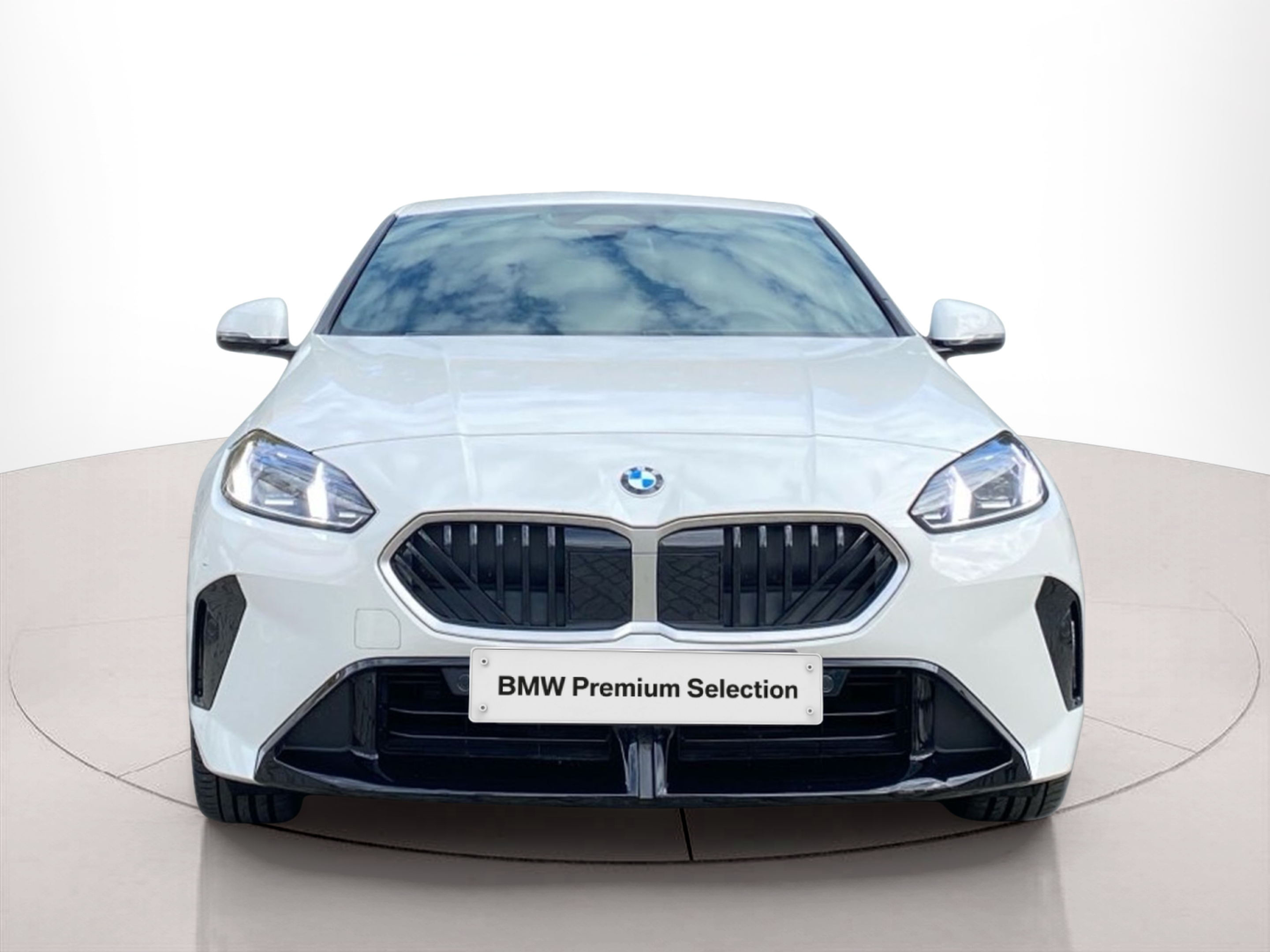 Fotos de BMW Série 1 116i color Blanco. Año 2025. 90KW(122CV). Gasolina. En concesionario Caetano Baviera Lisboa de Lisboa