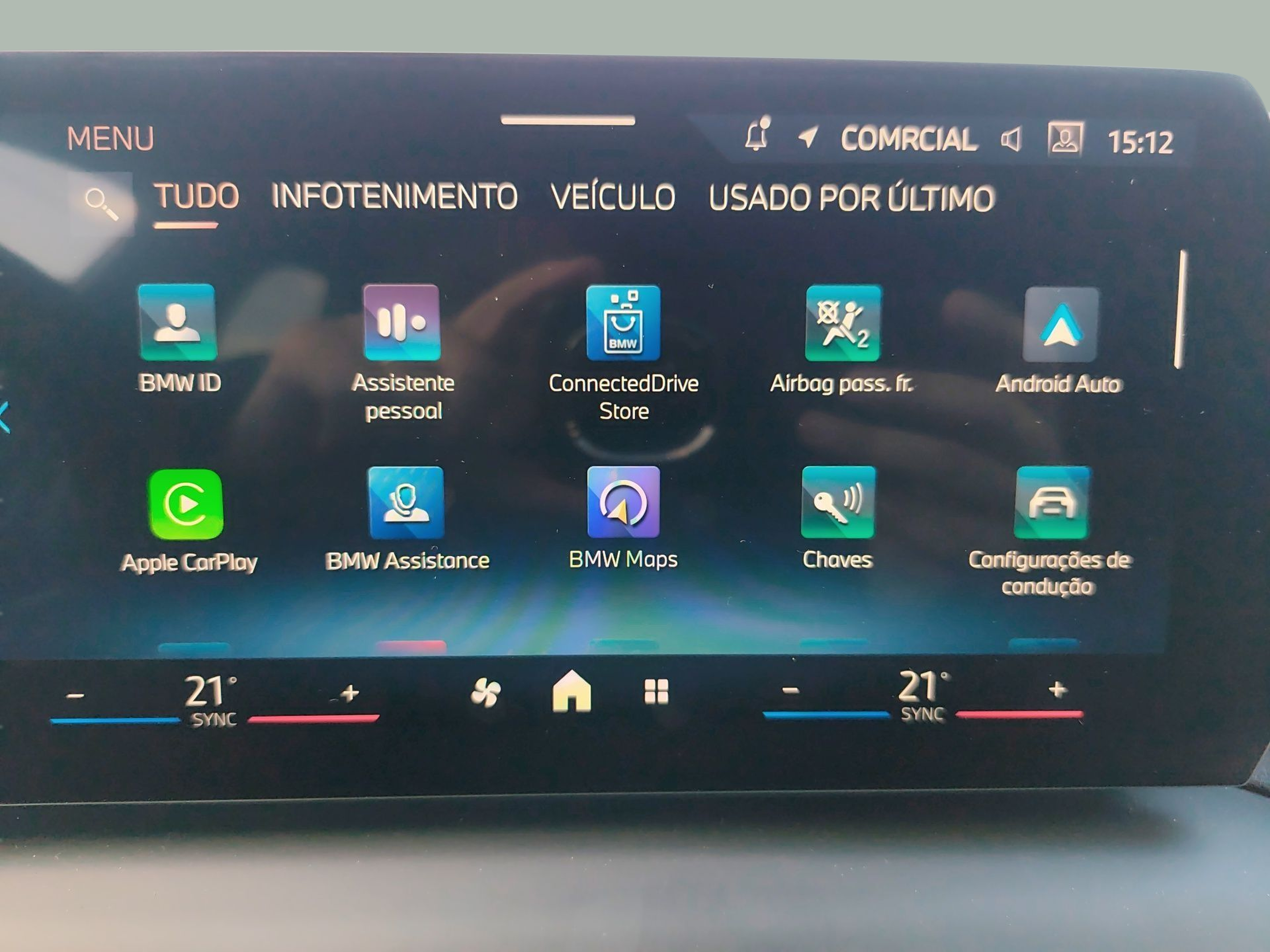 BMW Série 1 116i color Azul. Año 2025. 90KW(122CV). Gasolina. En concesionario Caetano Aveiro de Aveiro