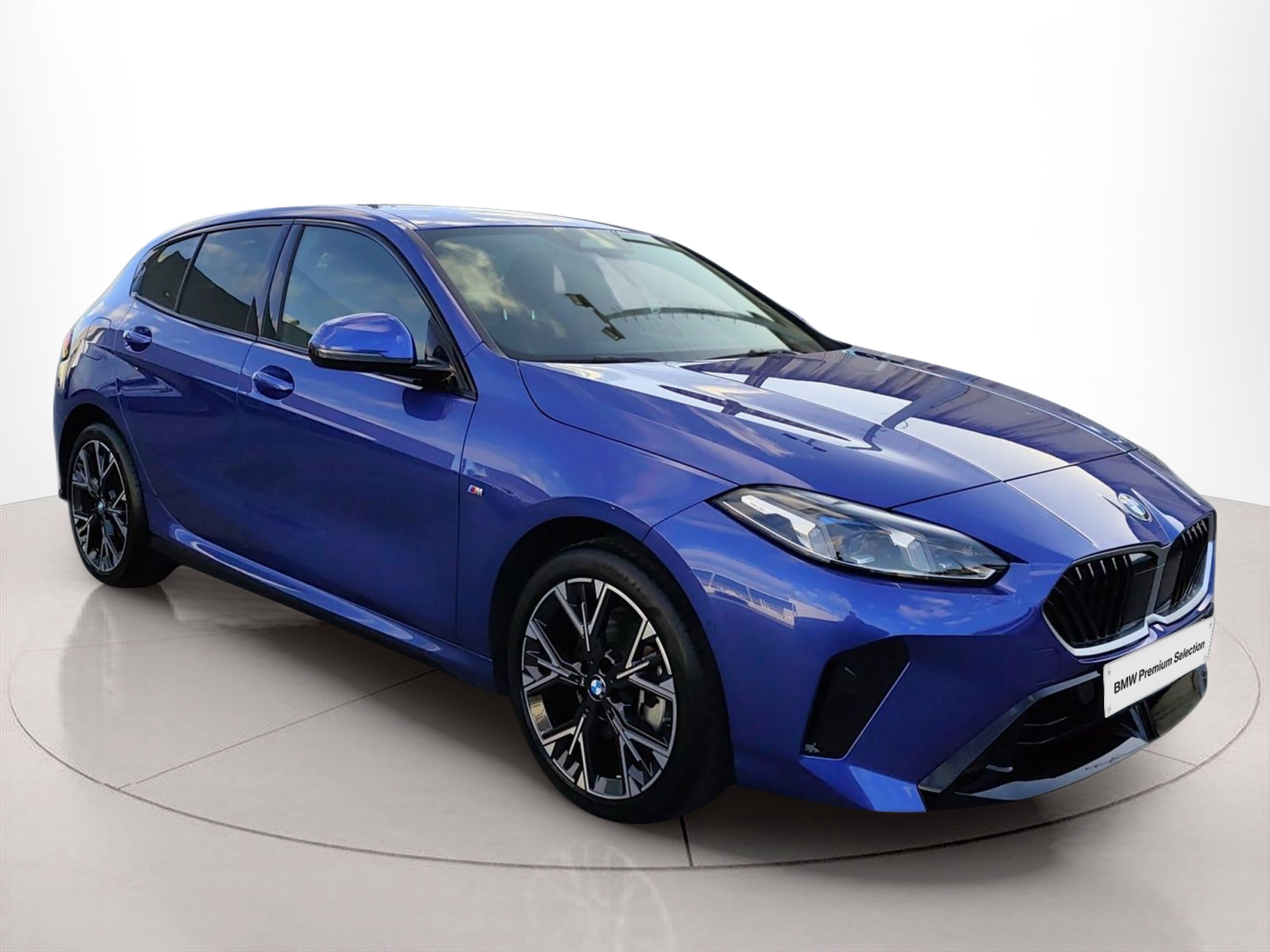 BMW Série 1 116i color Azul. Año 2025. 90KW(122CV). Gasolina. En concesionario Caetano Aveiro de Aveiro