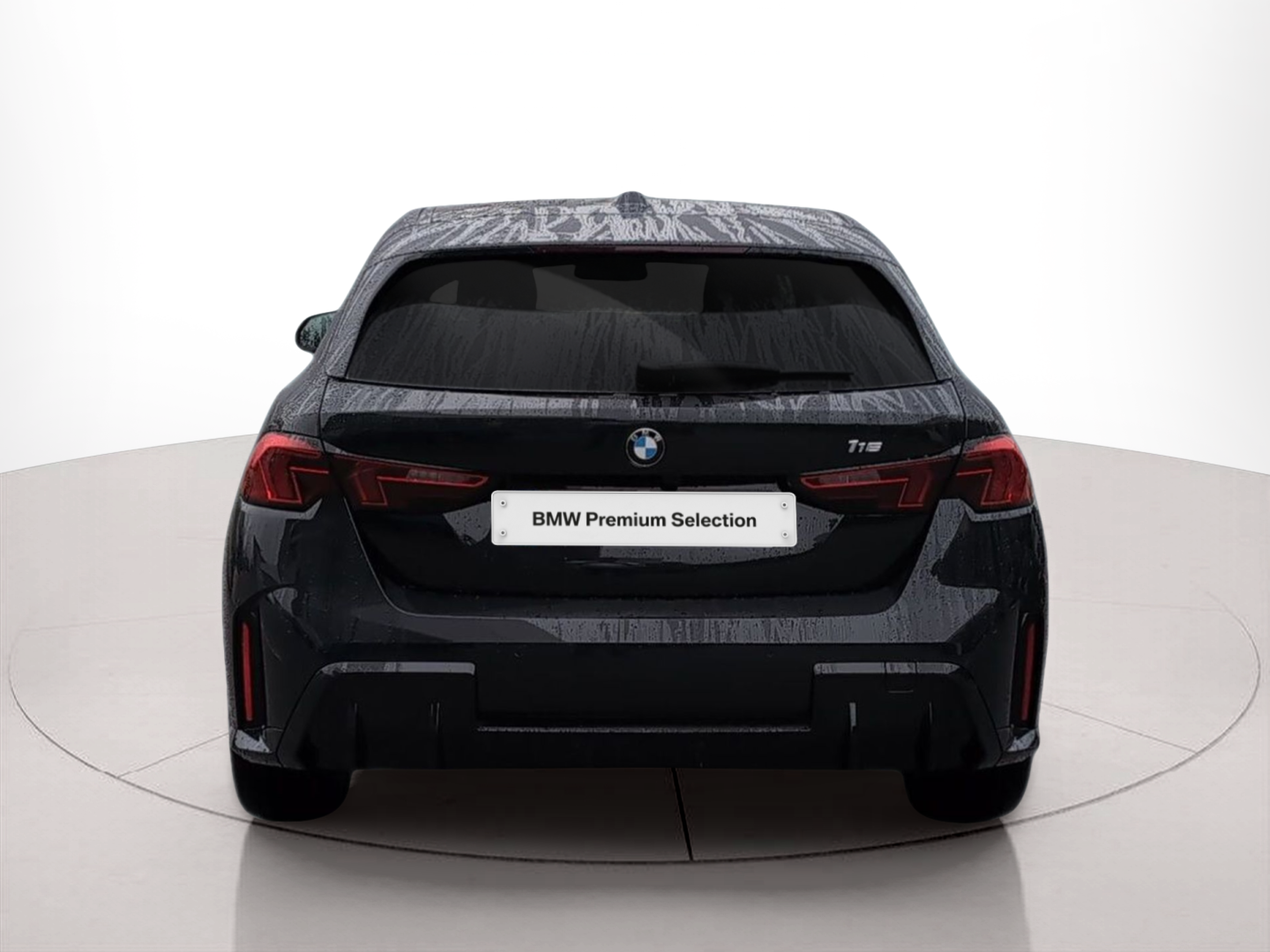 BMW Série 1 116i color Negro. Año 2025. 90KW(122CV). Gasolina. En concesionario Caetano Baviera Aveiro de Aveiro