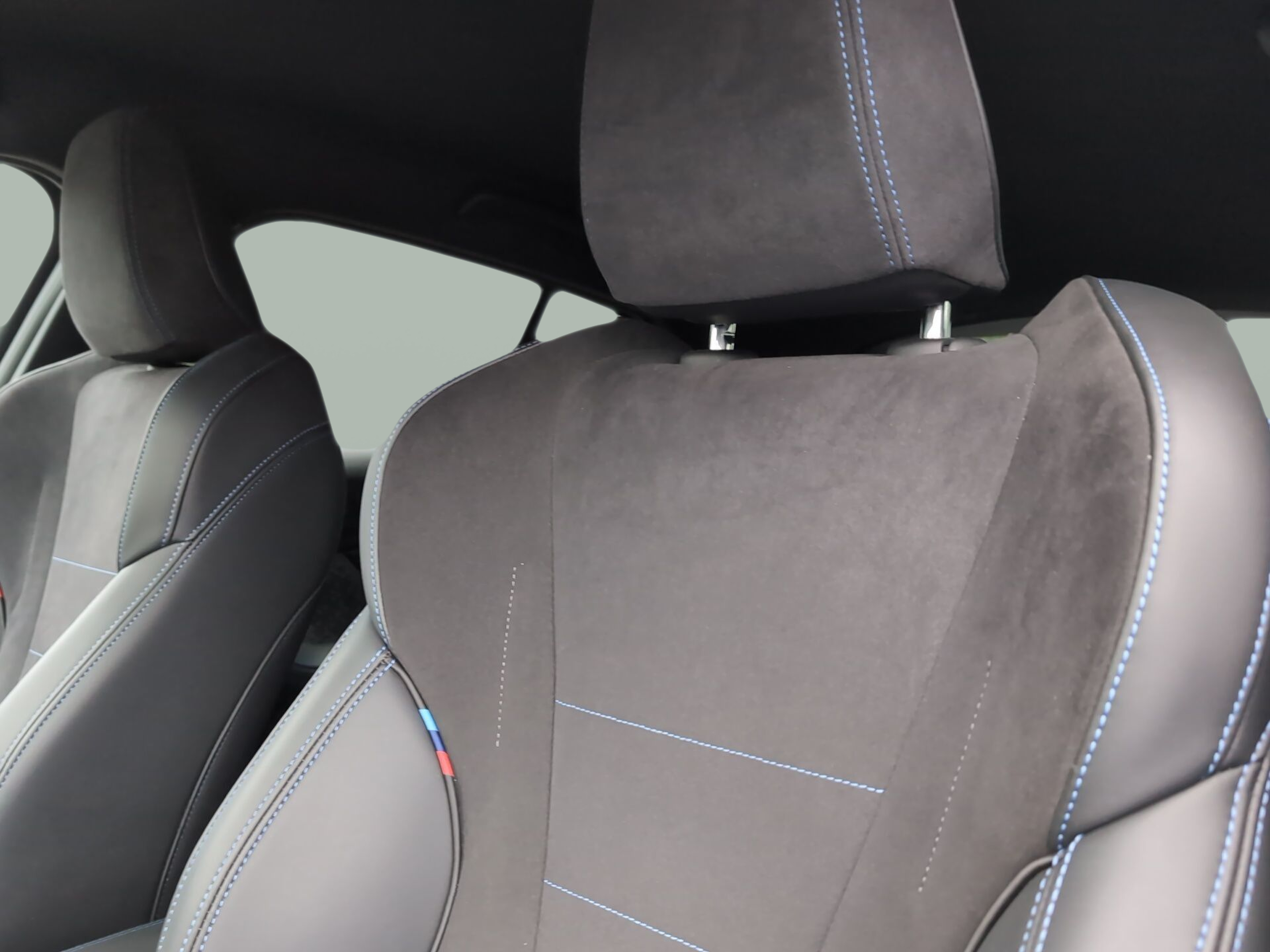 BMW Série 1 116i color Negro. Año 2025. 90KW(122CV). Gasolina. En concesionario Caetano Baviera Aveiro de Aveiro