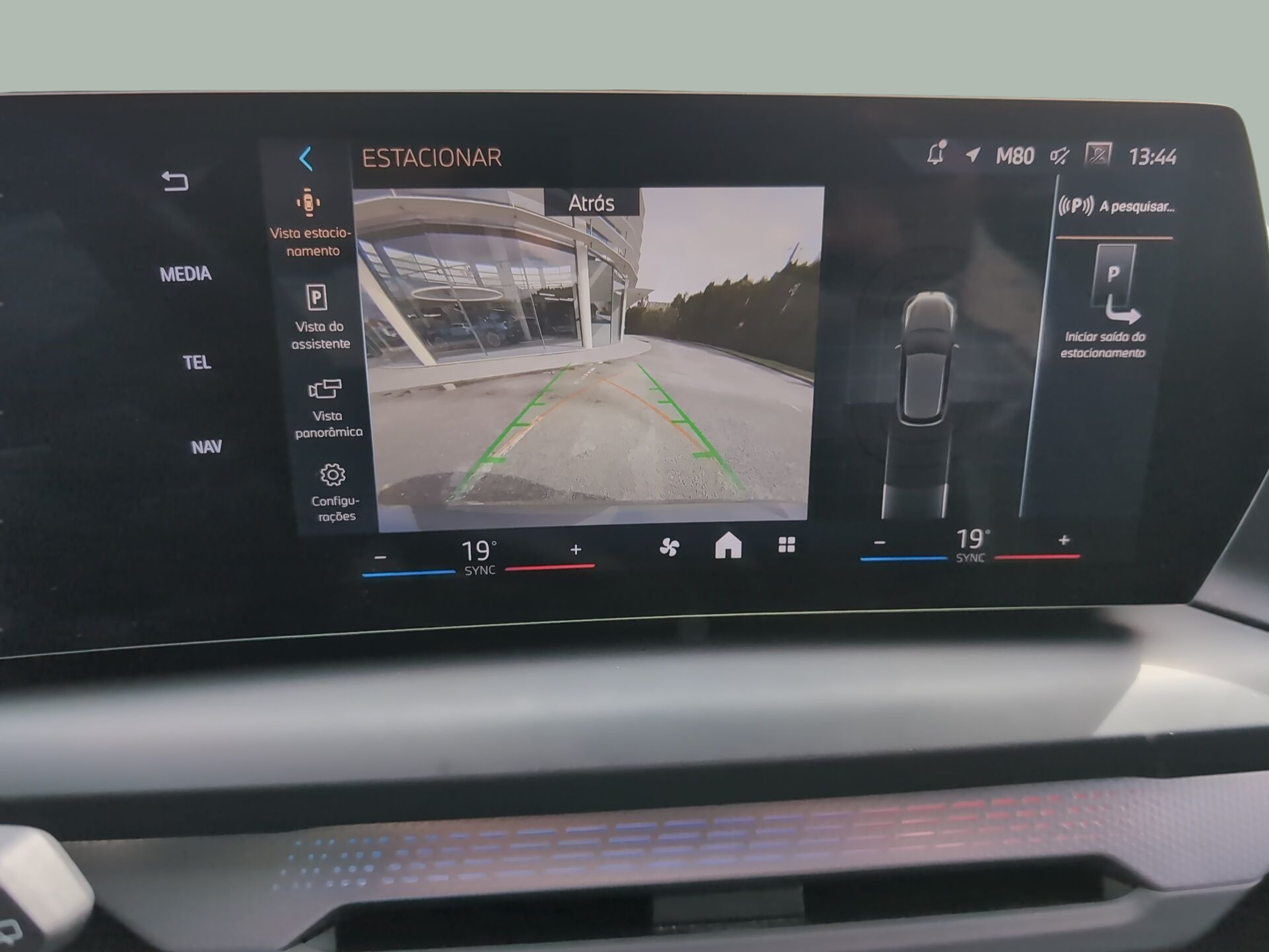 BMW Série 1 116i color Gris. Año 2025. 90KW(122CV). Gasolina. En concesionario Caetano Aveiro de Aveiro