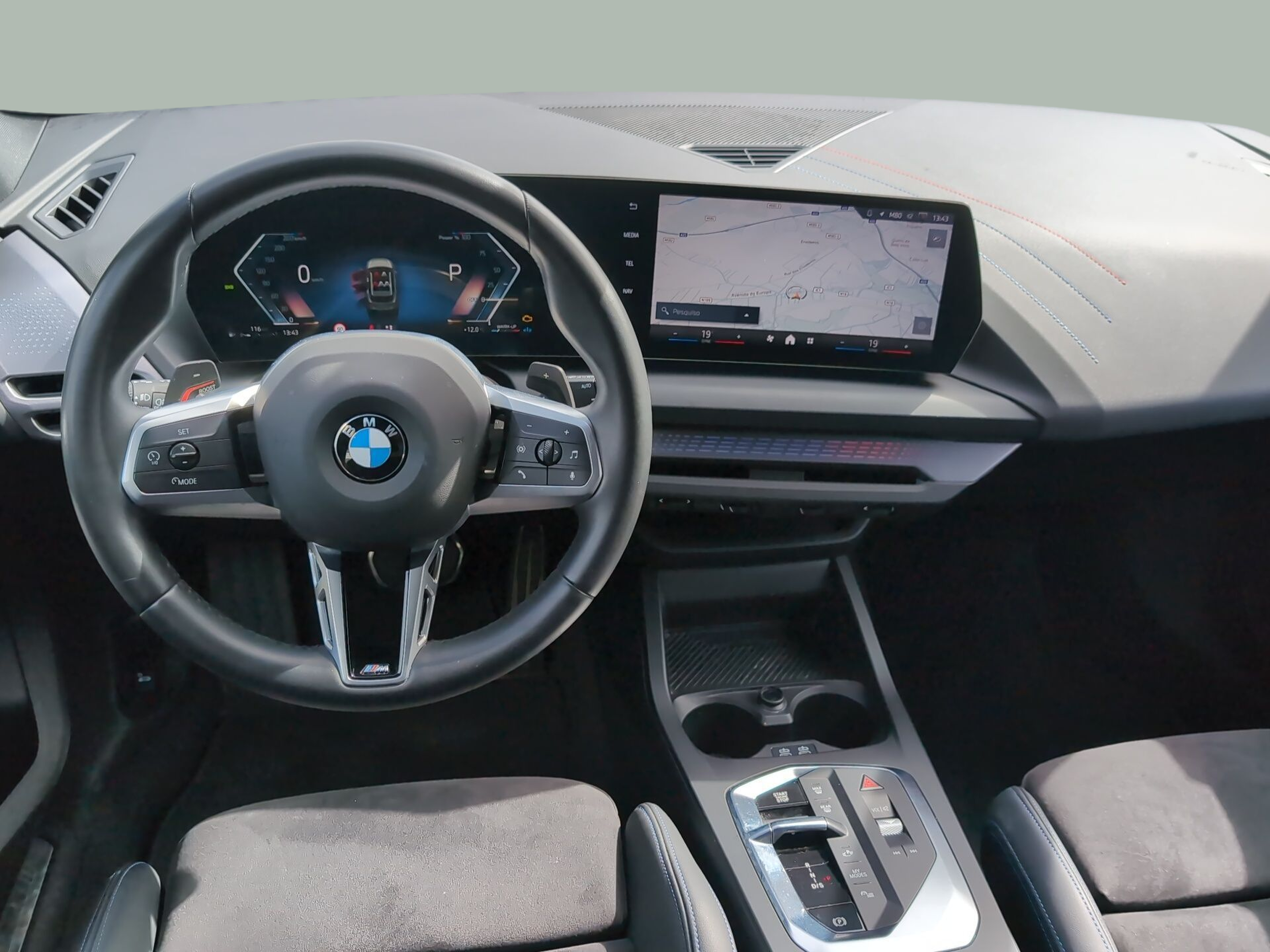 BMW Série 1 116i color Gris. Año 2025. 90KW(122CV). Gasolina. En concesionario Caetano Aveiro de Aveiro