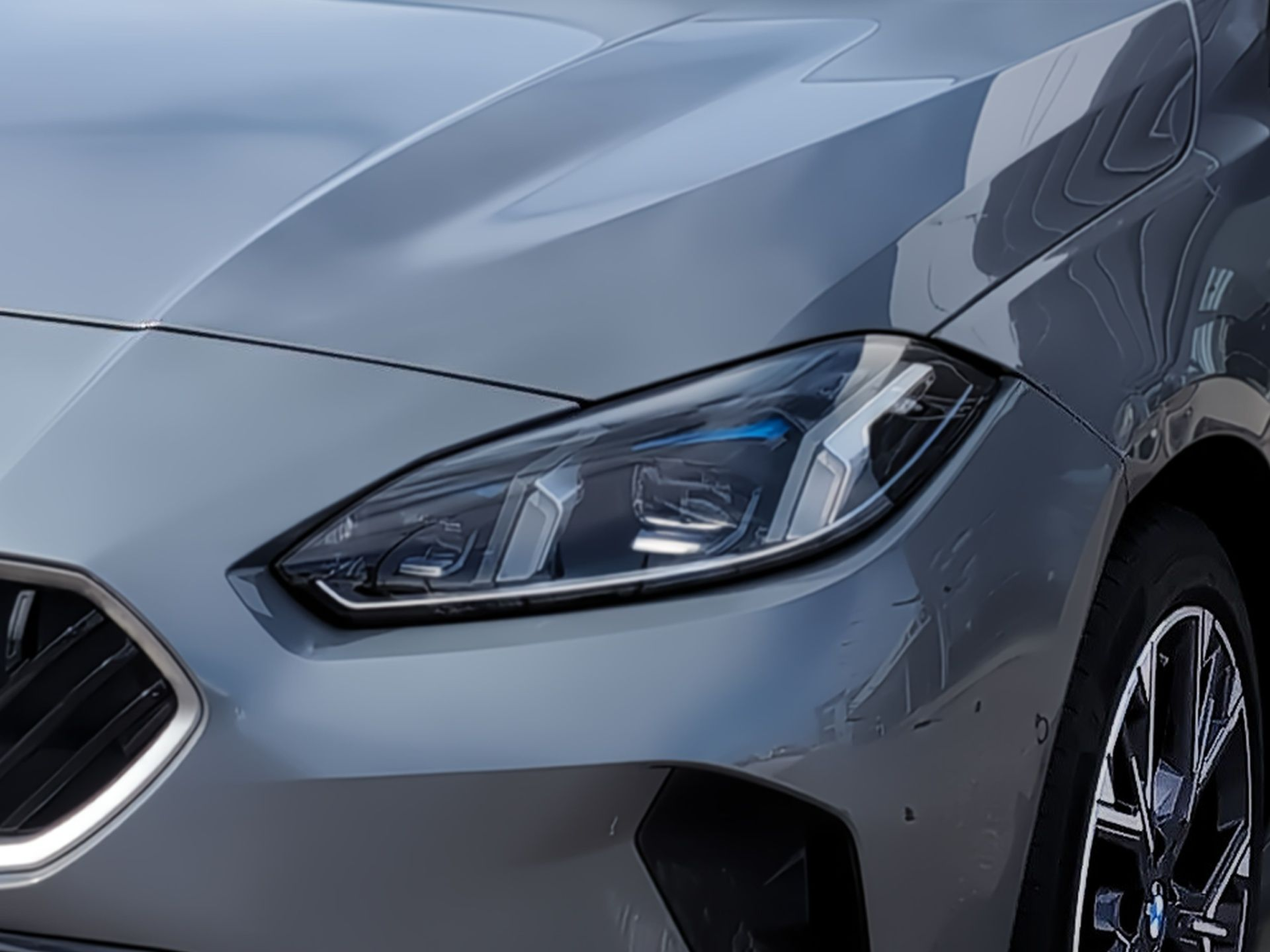 BMW Série 1 116i color Gris. Año 2025. 90KW(122CV). Gasolina. En concesionario Caetano Aveiro de Aveiro