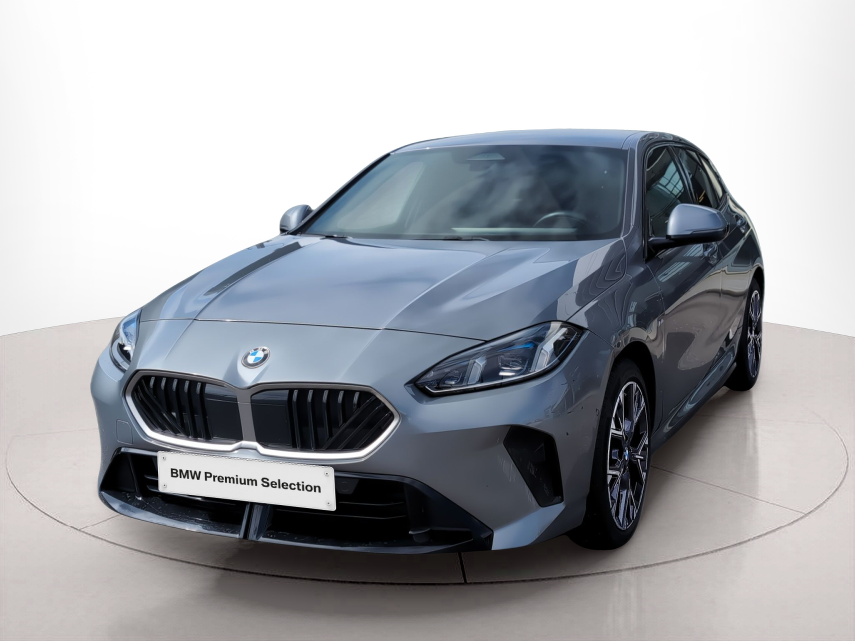 Fotos de BMW Série 1 116i color Gris. Año 2025. 90KW(122CV). Gasolina. En concesionario Caetano Aveiro de Aveiro