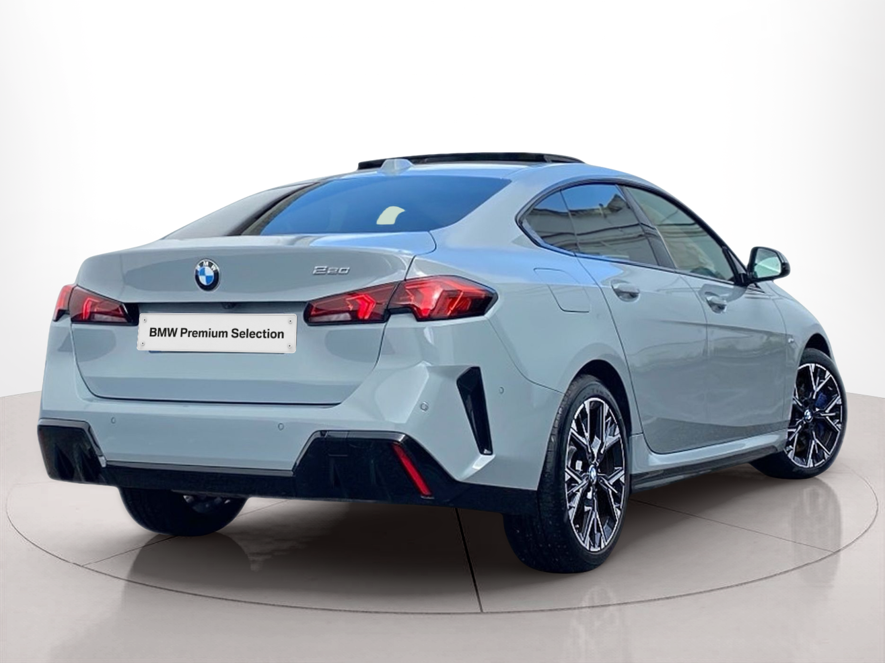 BMW Série 2 220d Gran Coupé color Gris. Año 2024. 125KW(170CV). Gasolina. En concesionario Caetano Lisboa de Lisboa