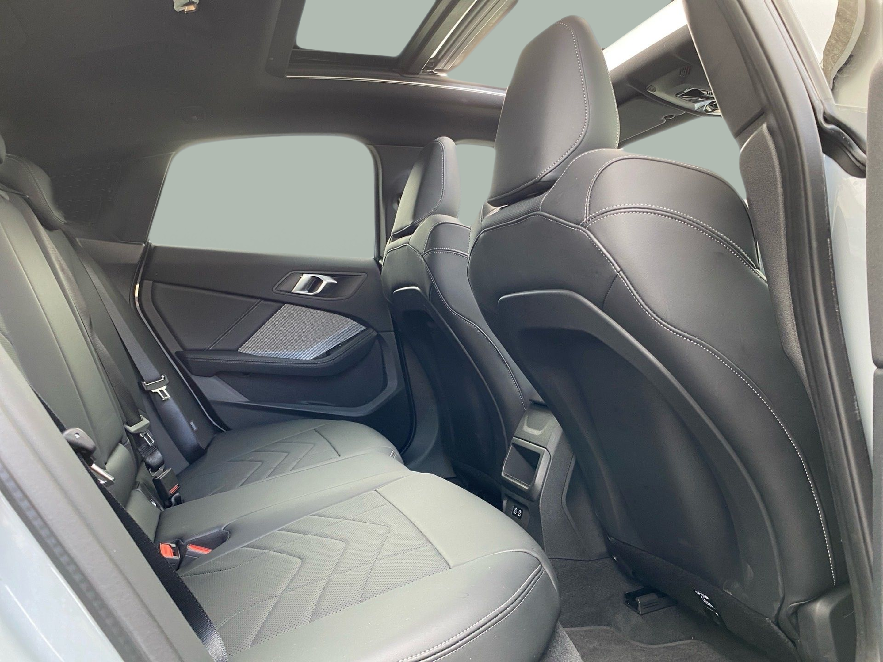 BMW Série 2 220d Gran Coupé color Gris. Año 2024. 125KW(170CV). Gasolina. En concesionario Caetano Lisboa de Lisboa