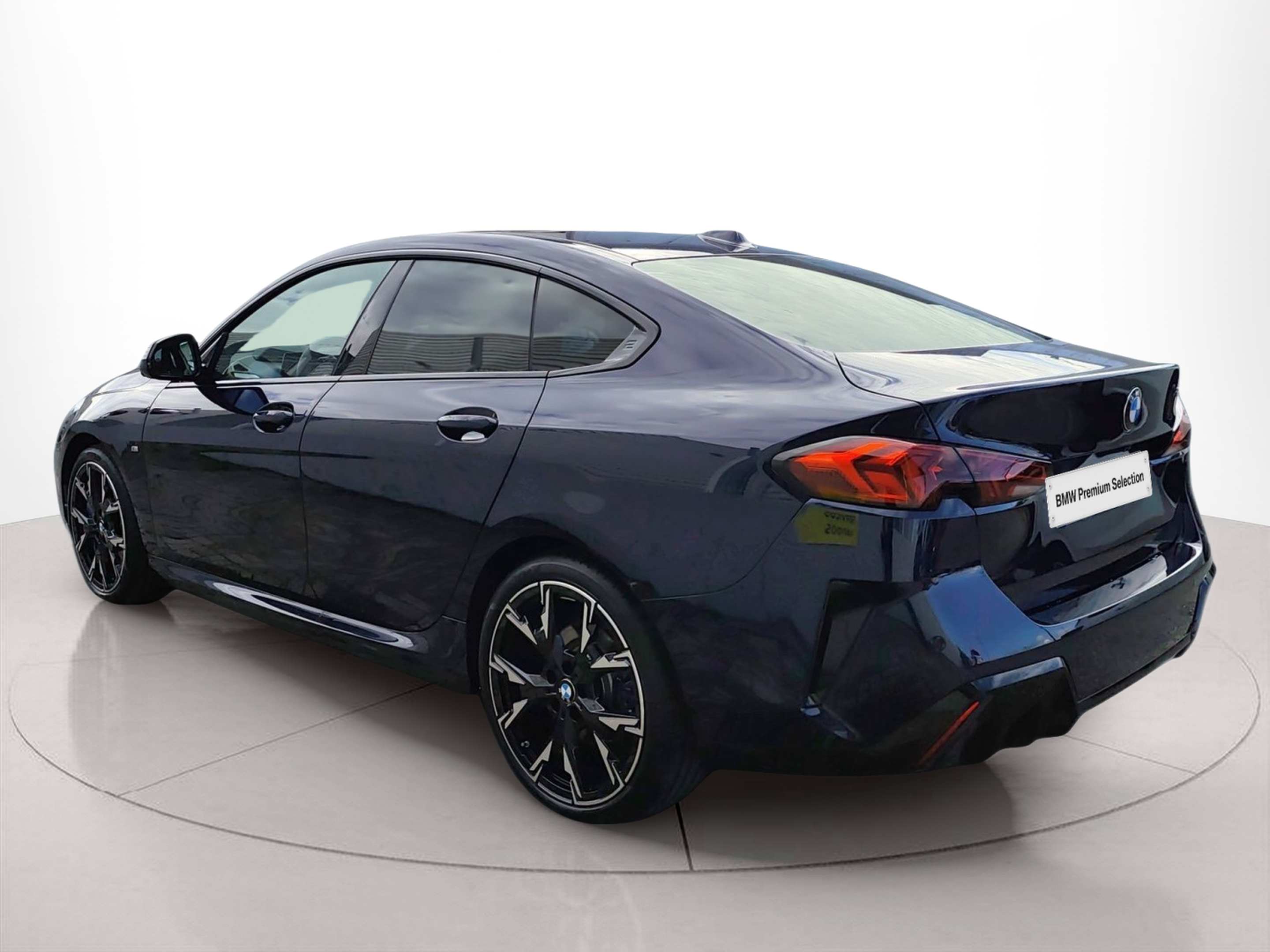 BMW Série 2 220d Gran Coupé color Azul. Año 2024. 125KW(170CV). Gasolina. En concesionario Caetano Aveiro de Aveiro