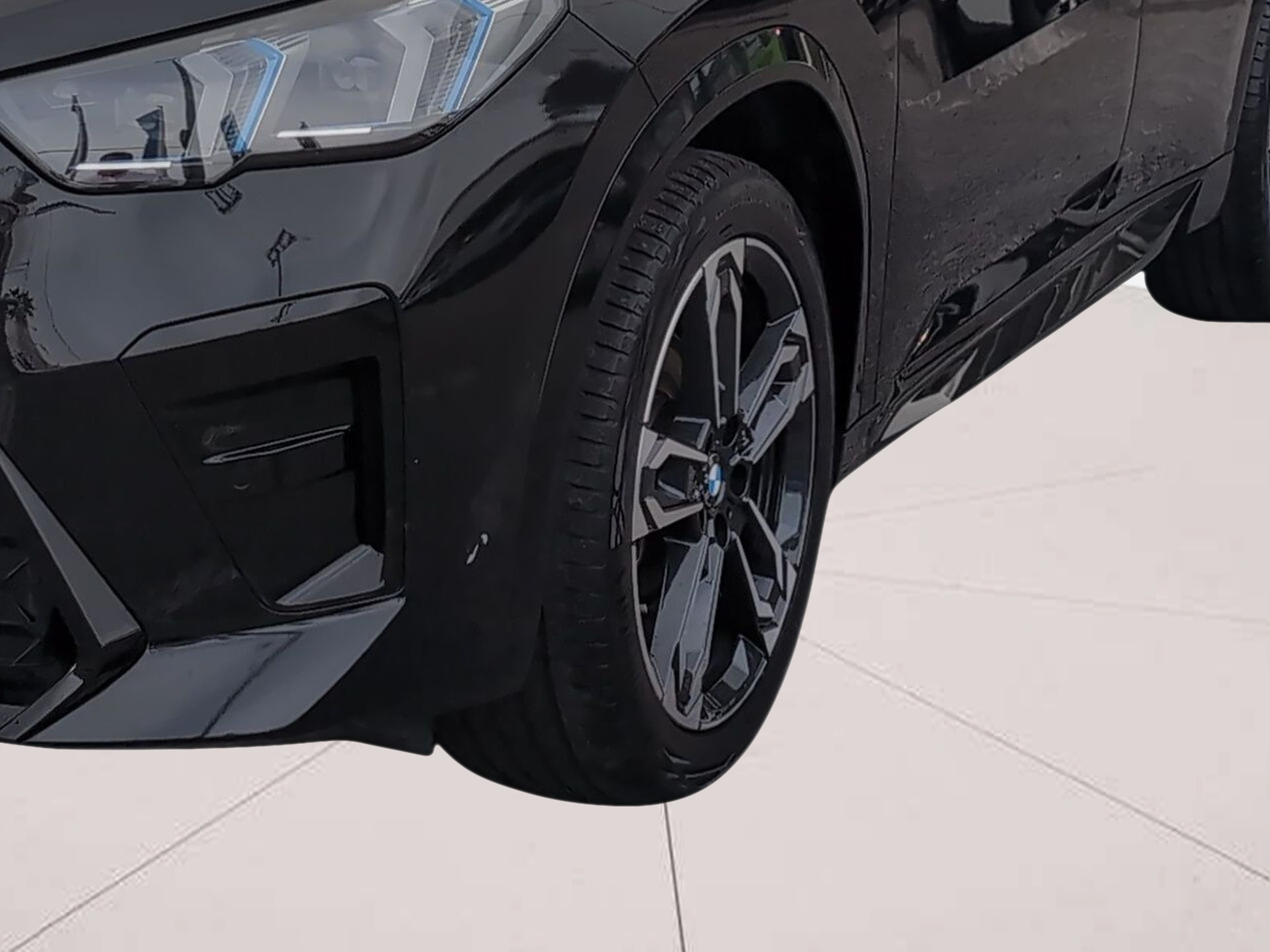 BMW X2 sDrive18d color Negro. Año 2025. 110KW(150CV). Diesel. En concesionario Caetano Aveiro de Aveiro