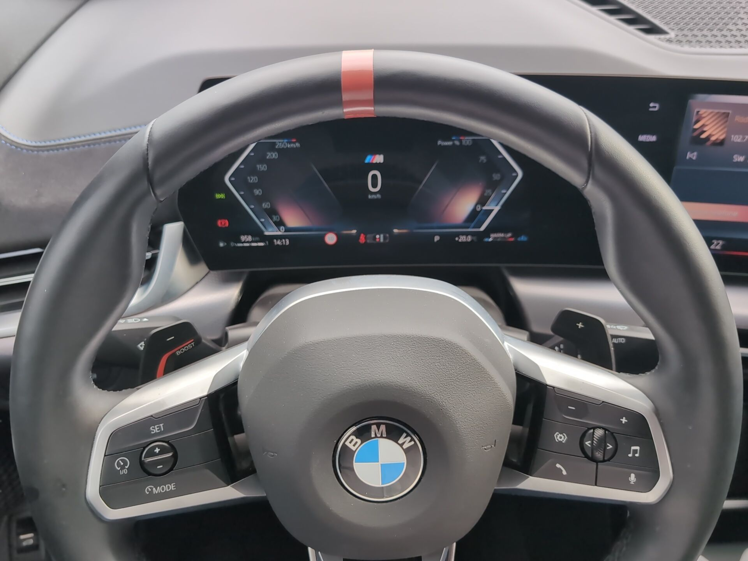 BMW X2 sDrive18d color Negro. Año 2025. 110KW(150CV). Diesel. En concesionario Caetano Aveiro de Aveiro