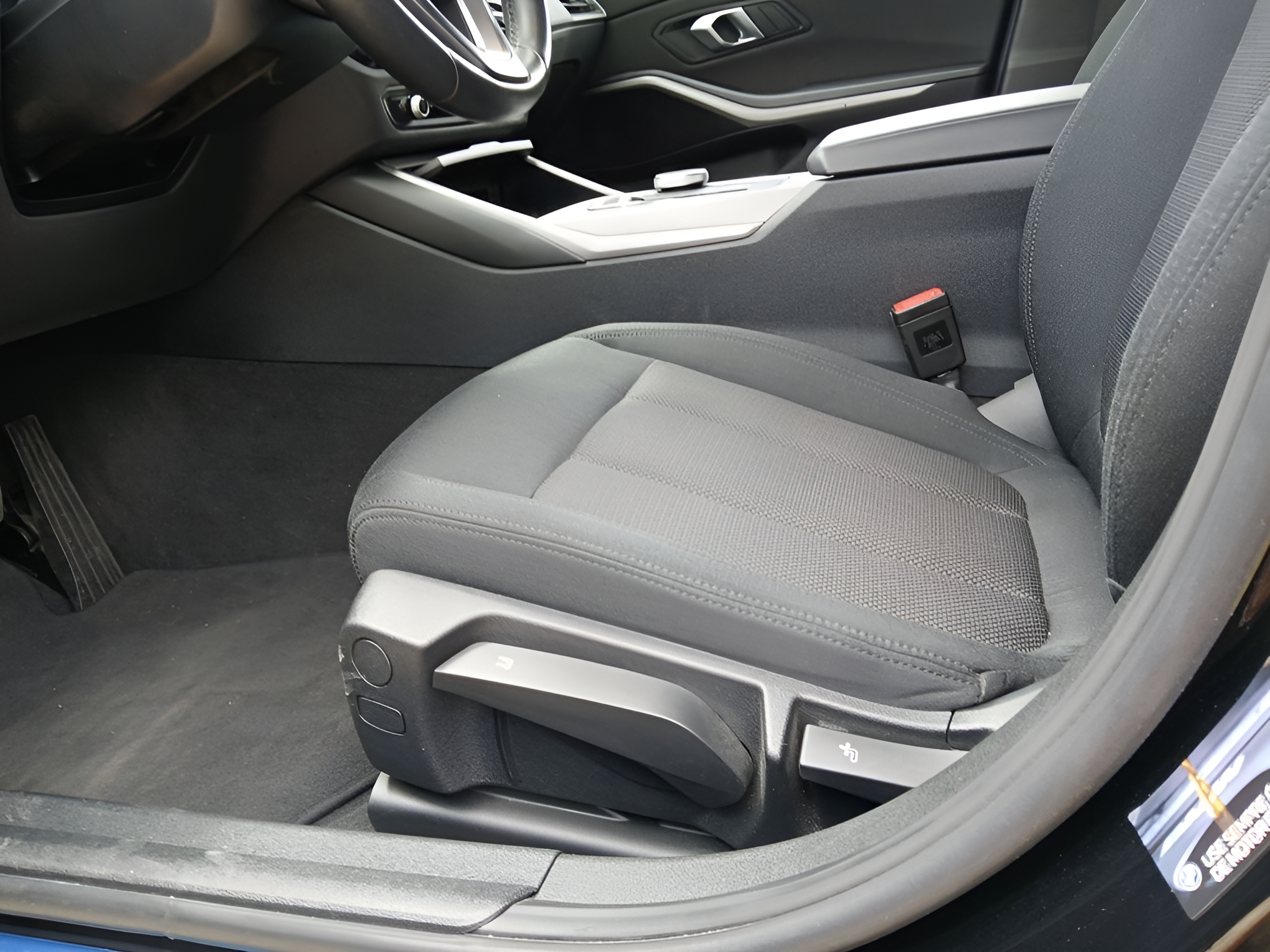 BMW Série 3 320e Touring color Negro. Año 2024. 150KW(204CV). Elétrico / Gasolina Híbrido. En concesionario Caetano Baviera Faro de Faro