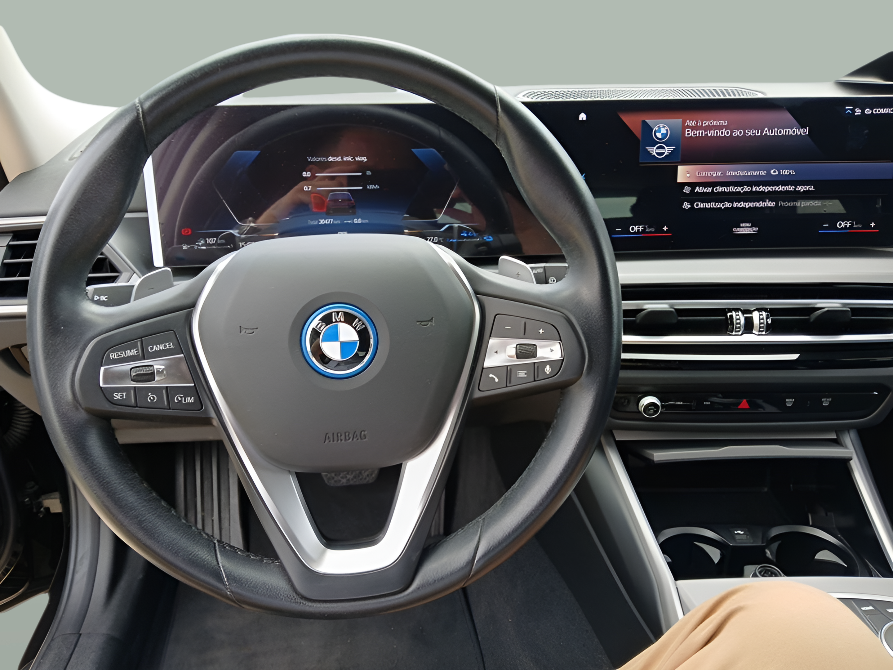 BMW Série 3 320e Touring color Negro. Año 2024. 150KW(204CV). Elétrico / Gasolina Híbrido. En concesionario Caetano Baviera Faro de Faro