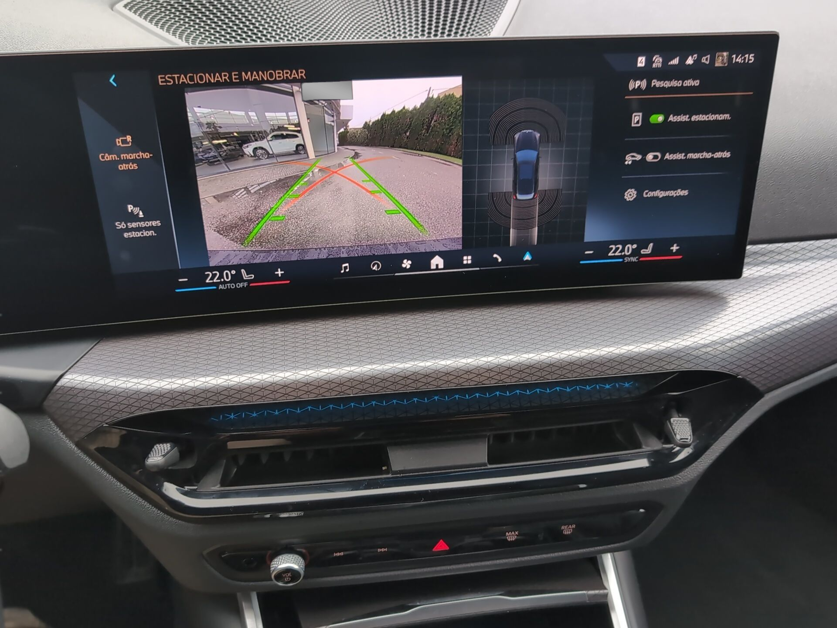 BMW Série 3 330e Touring color Negro. Año 2025. 215KW(292CV). Elétrico / Gasolina Híbrido. En concesionario Caetano Santa Maria da Feira de Santa Maria da Feira