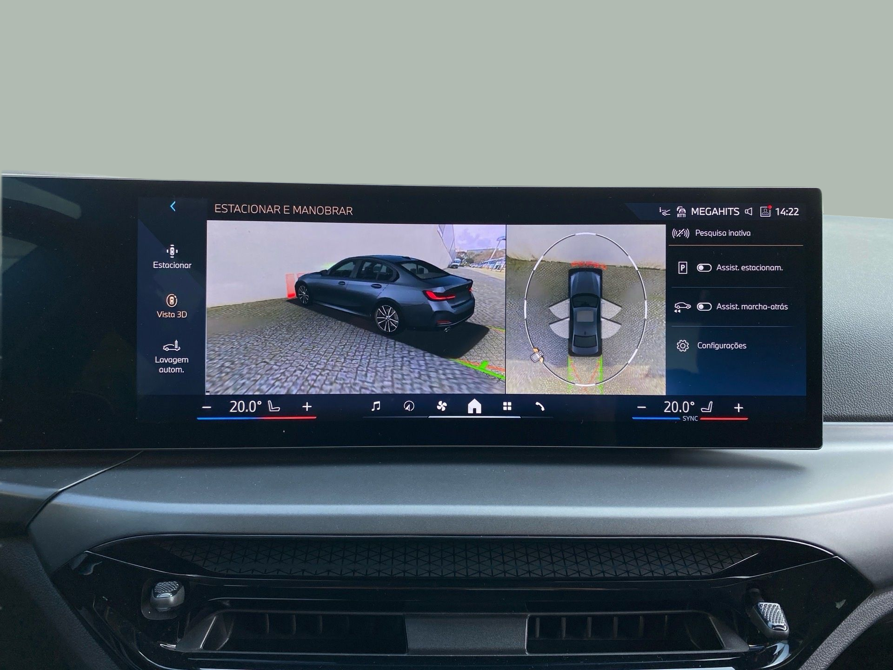 BMW Série 3 330e Berlina color Gris. Año 2024. 215KW(292CV). Elétrico / Gasolina Híbrido. En concesionario Caetano Lisboa de Lisboa