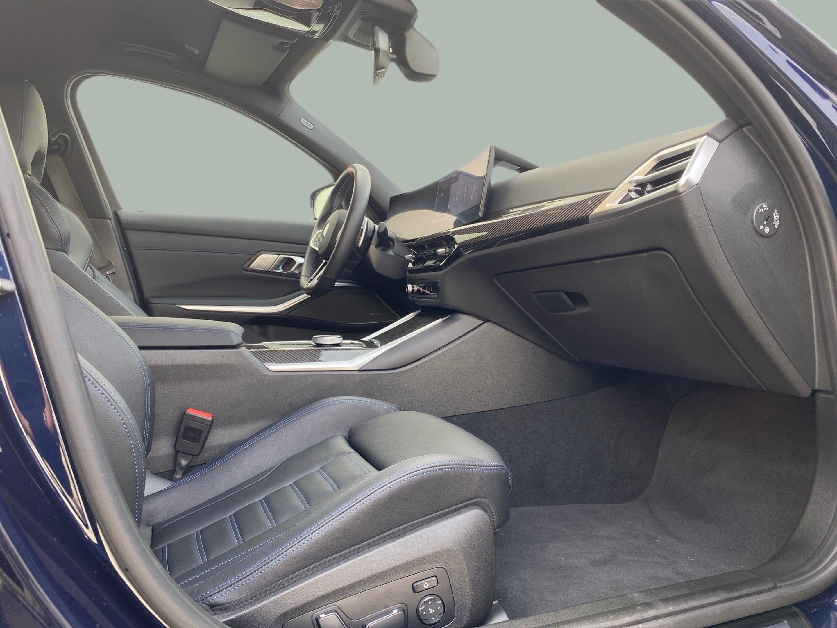 BMW Série 3 M340d color Azul. Año 2025. 250KW(340CV). Diesel. En concesionario Caetano Lisboa de Lisboa