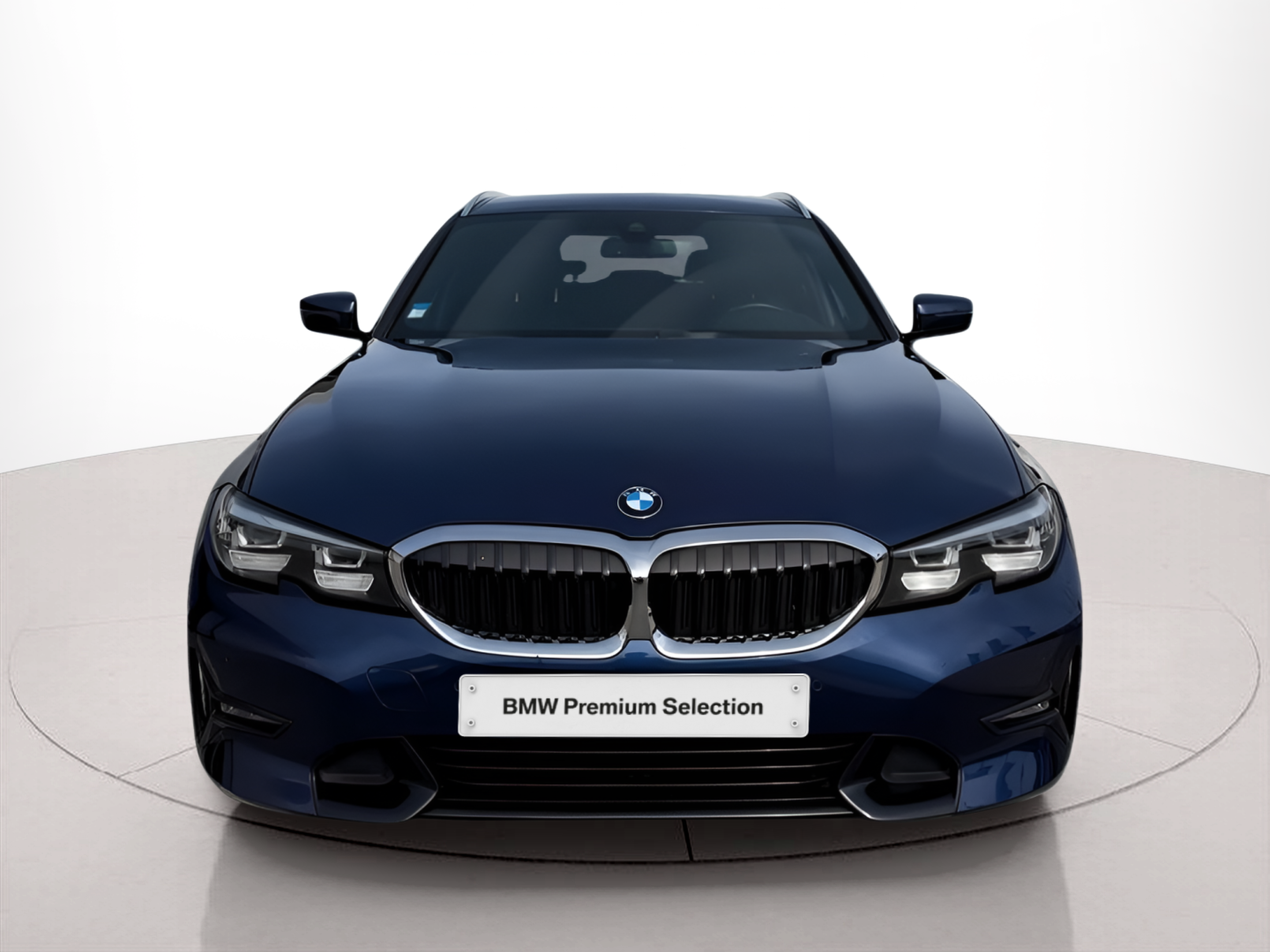 Fotos de BMW Série 3 320d Touring color Azul. Año 2019. 140KW(190CV). Diesel. En concesionario Caetano Baviera Portimão de Portimão