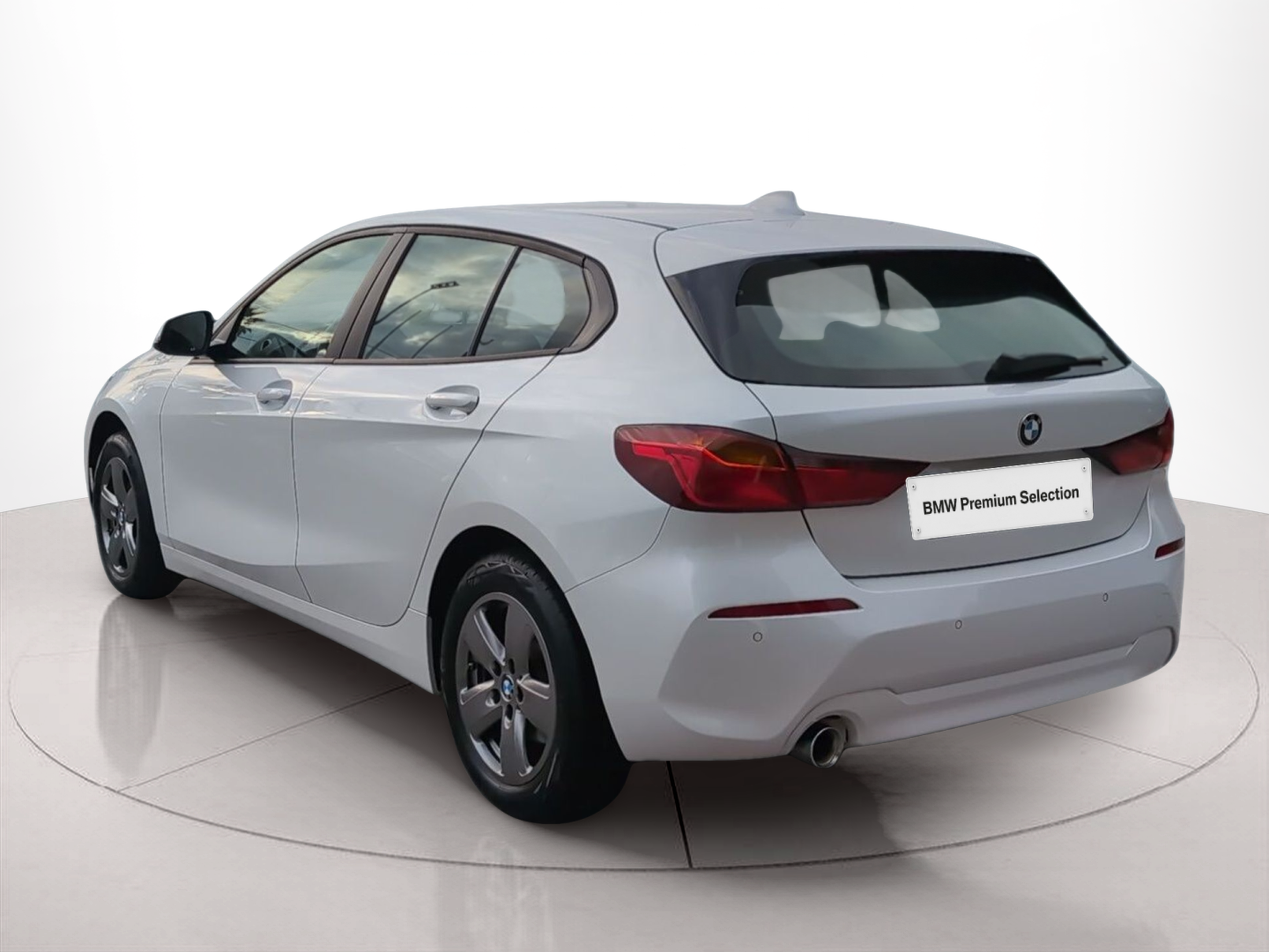 BMW Série 1 116i color Blanco. Año 2024. 80KW(109CV). Gasolina. En concesionario Caetano Aveiro de Aveiro