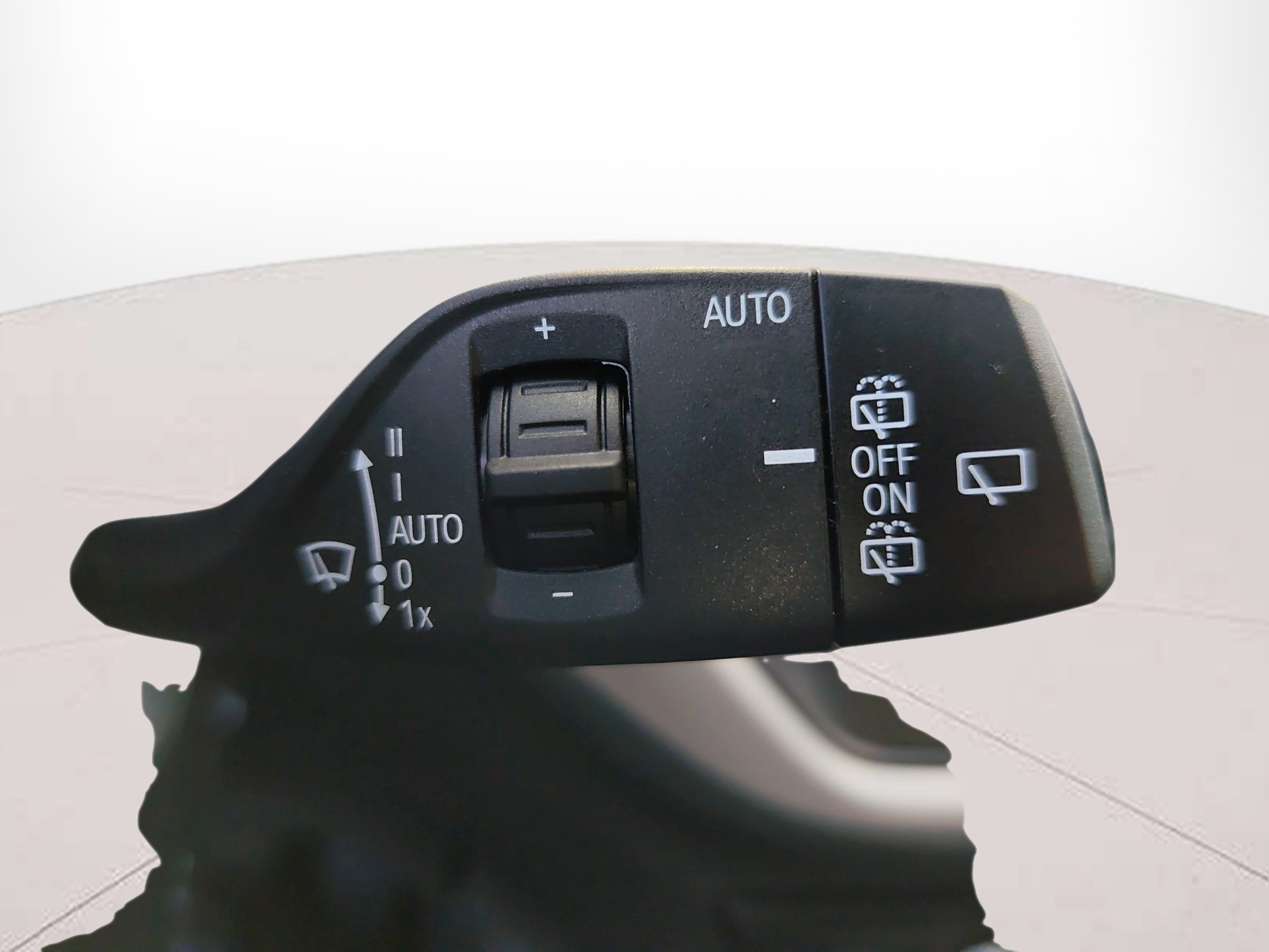 BMW Série 1 116i color Blanco. Año 2024. 80KW(109CV). Gasolina. En concesionario Caetano Aveiro de Aveiro