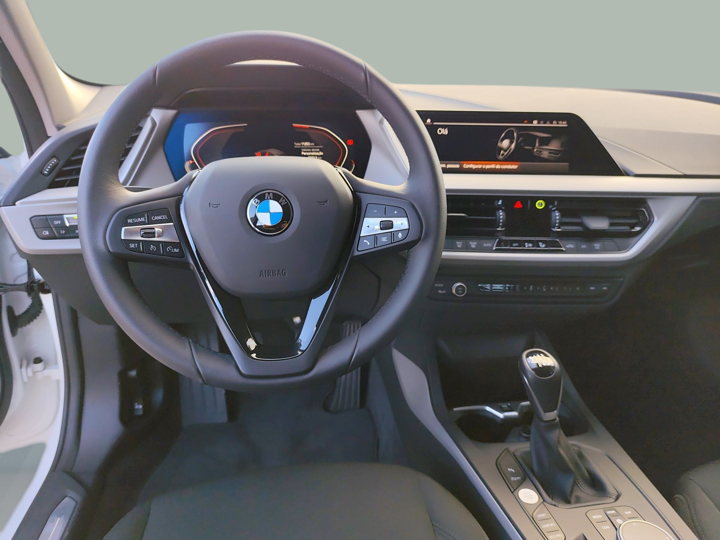 BMW Série 1 116i color Blanco. Año 2024. 80KW(109CV). Gasolina. En concesionario Caetano Aveiro de Aveiro