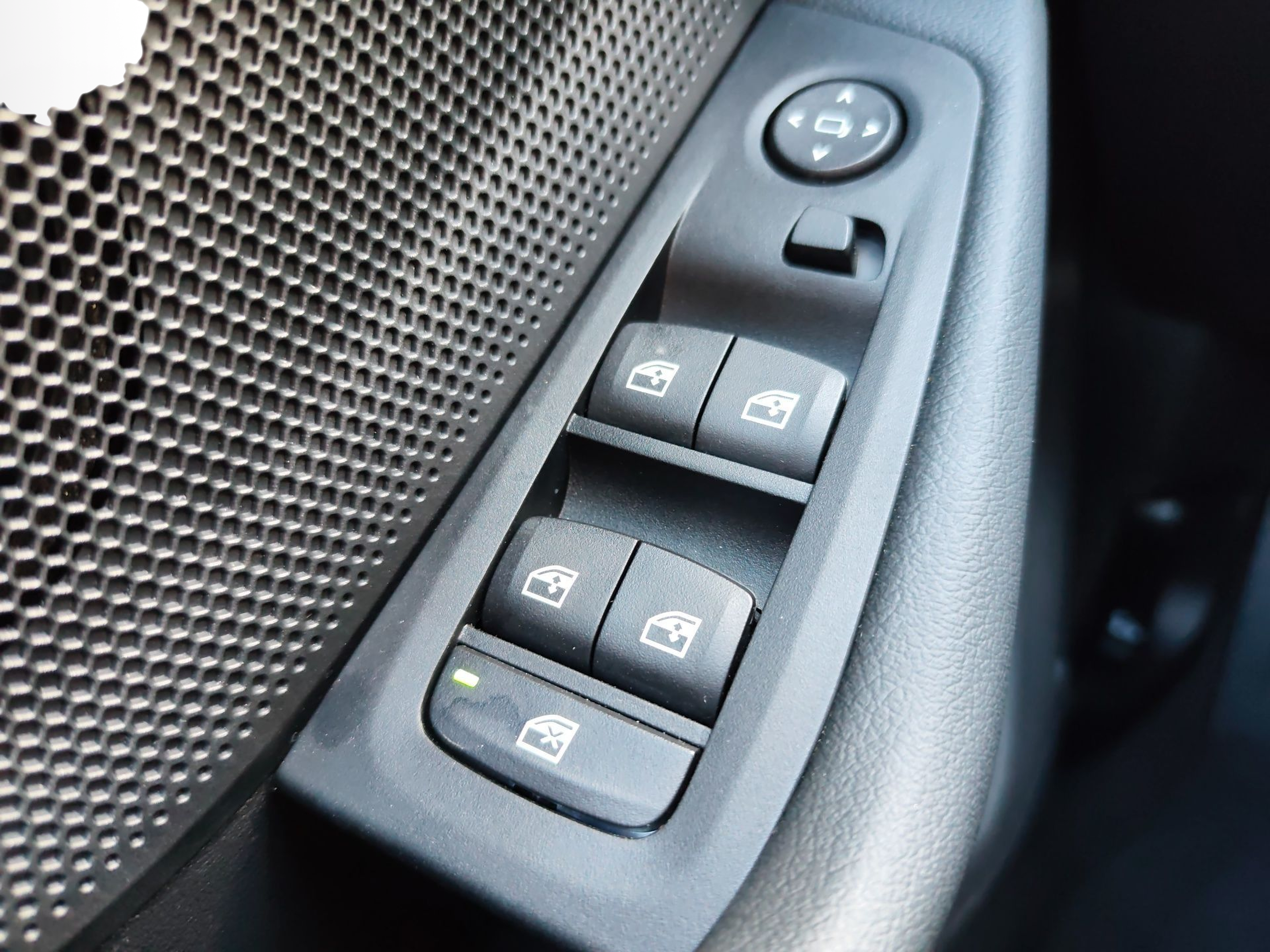 BMW Série 1 116i color Blanco. Año 2024. 80KW(109CV). Gasolina. En concesionario Caetano Aveiro de Aveiro