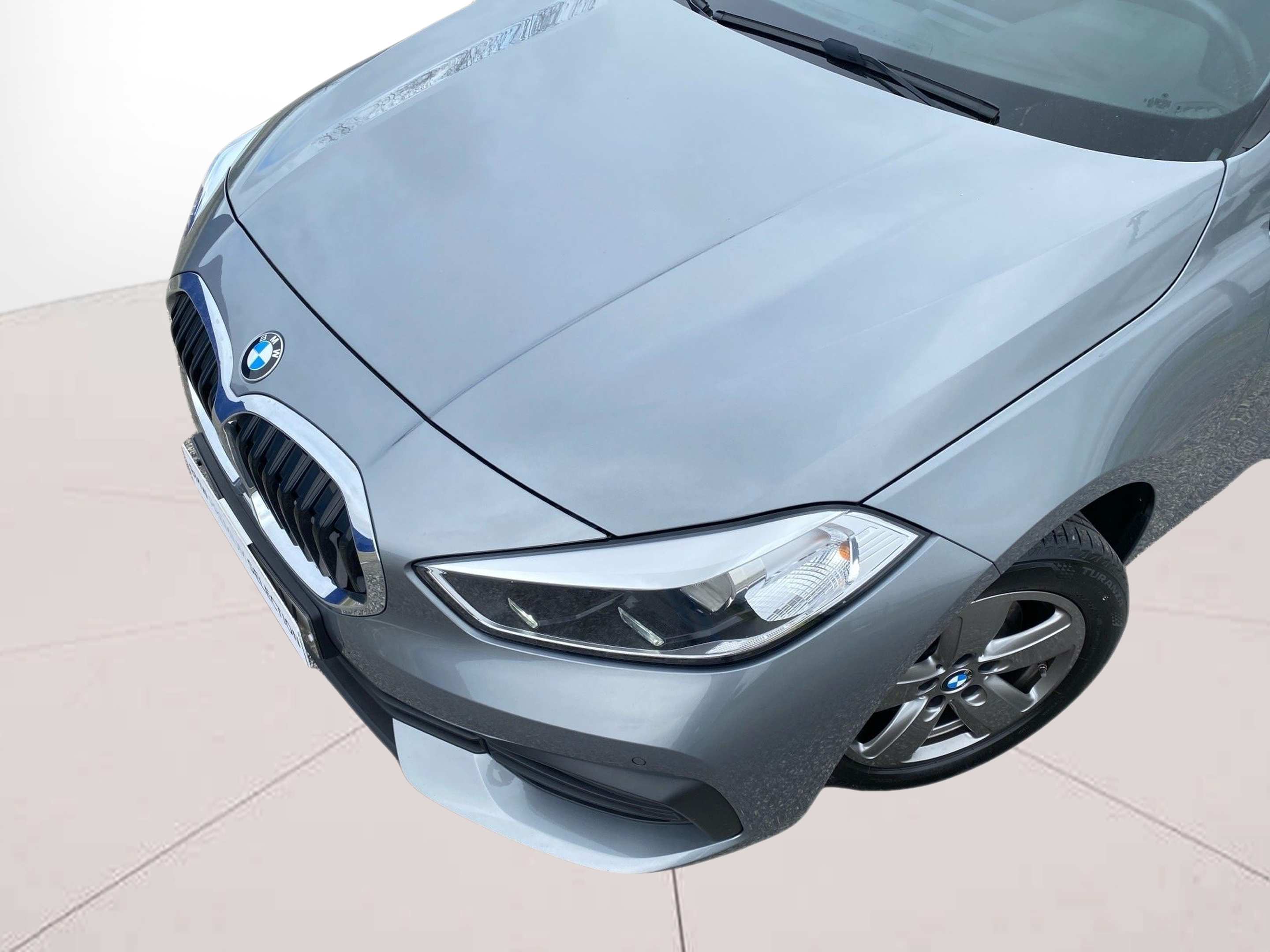 BMW Série 1 116i color Gris. Año 2024. 80KW(109CV). Gasolina. En concesionario Caetano Lisboa de Lisboa