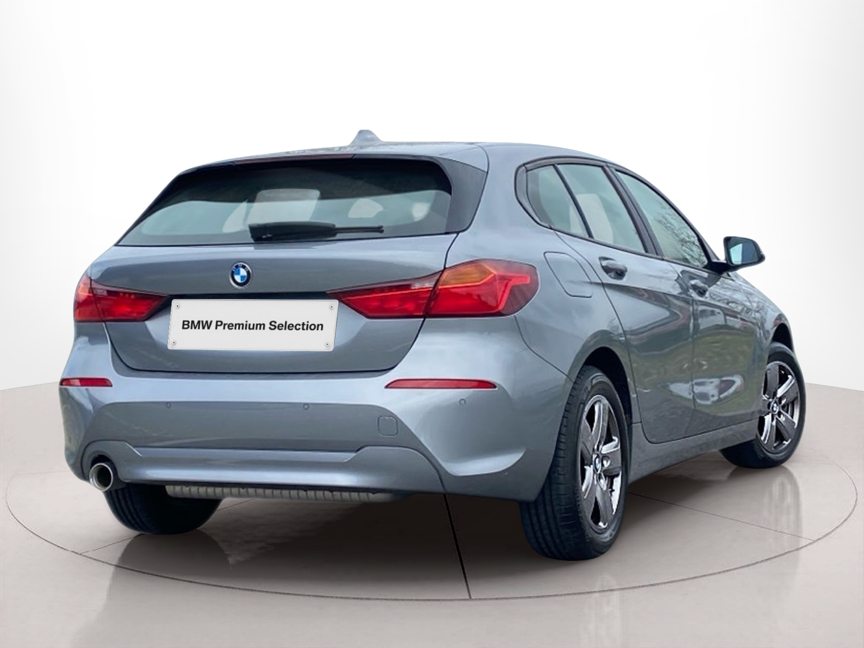 BMW Série 1 116i color Gris. Año 2024. 80KW(109CV). Gasolina. En concesionario Caetano Lisboa de Lisboa