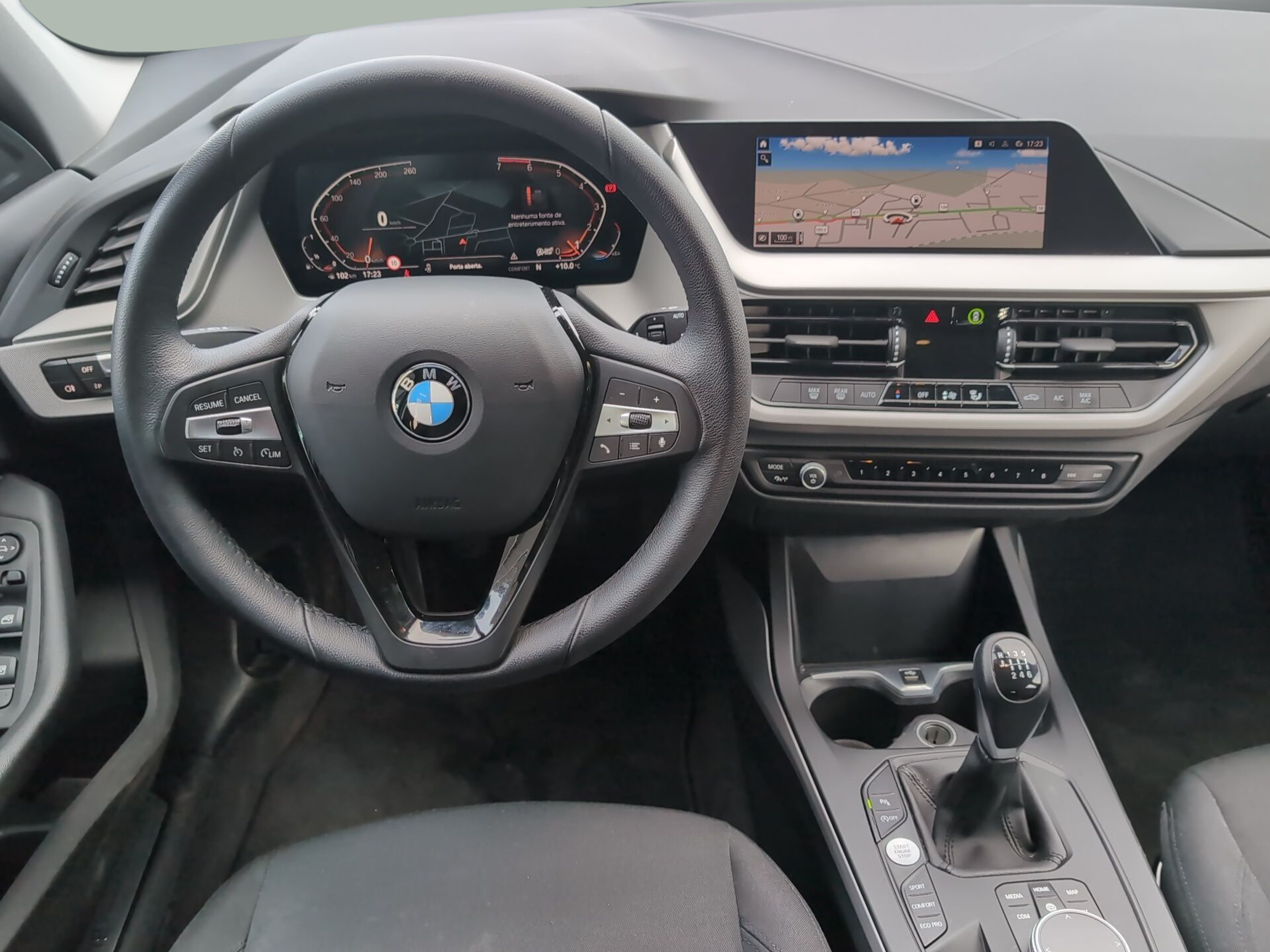 BMW Série 1 116i color Gris. Año 2024. 80KW(109CV). Gasolina. En concesionario Caetano Aveiro de Aveiro