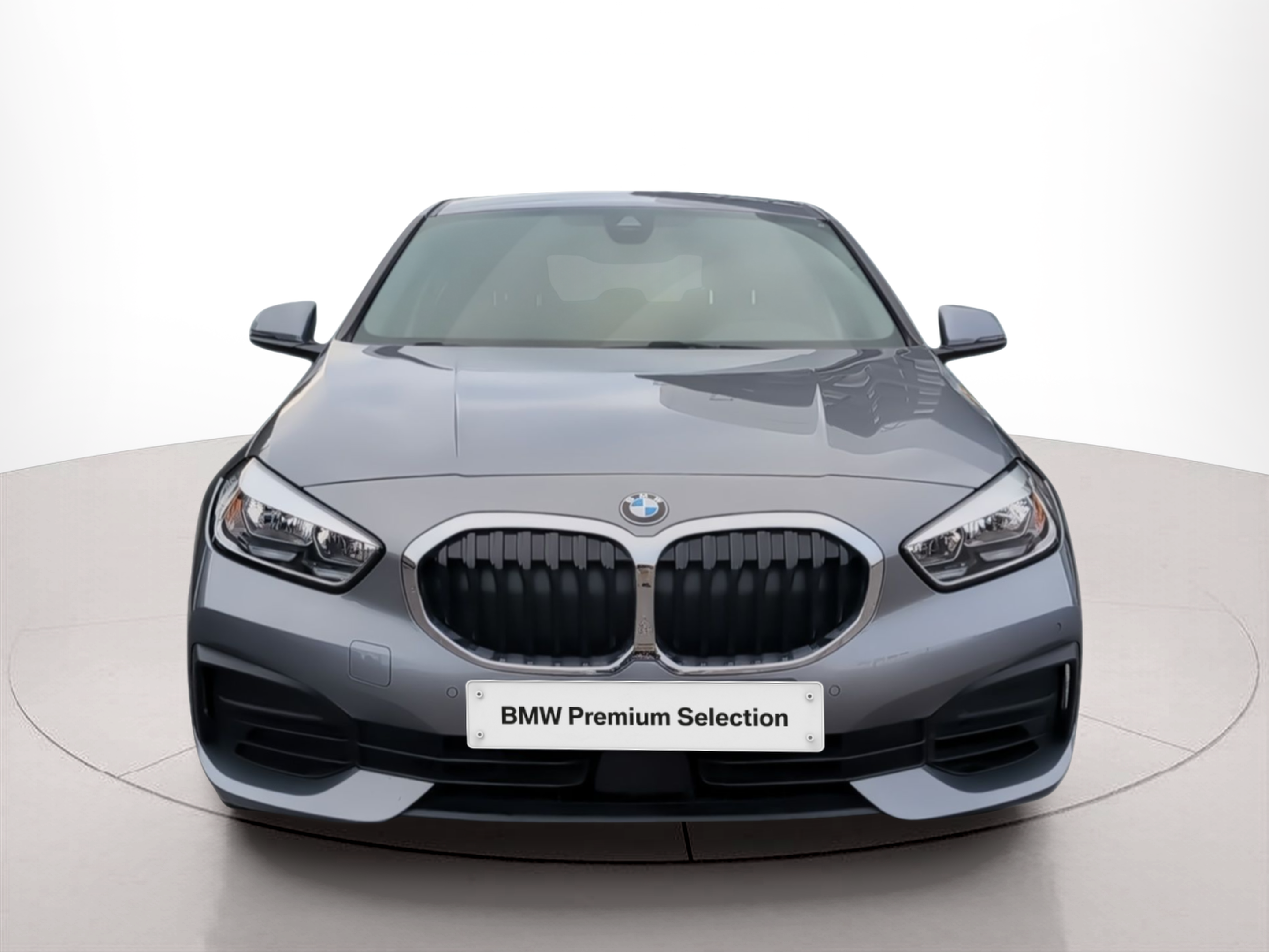 Fotos de BMW Série 1 116i color Gris. Año 2024. 80KW(109CV). Gasolina. En concesionario Caetano Aveiro de Aveiro