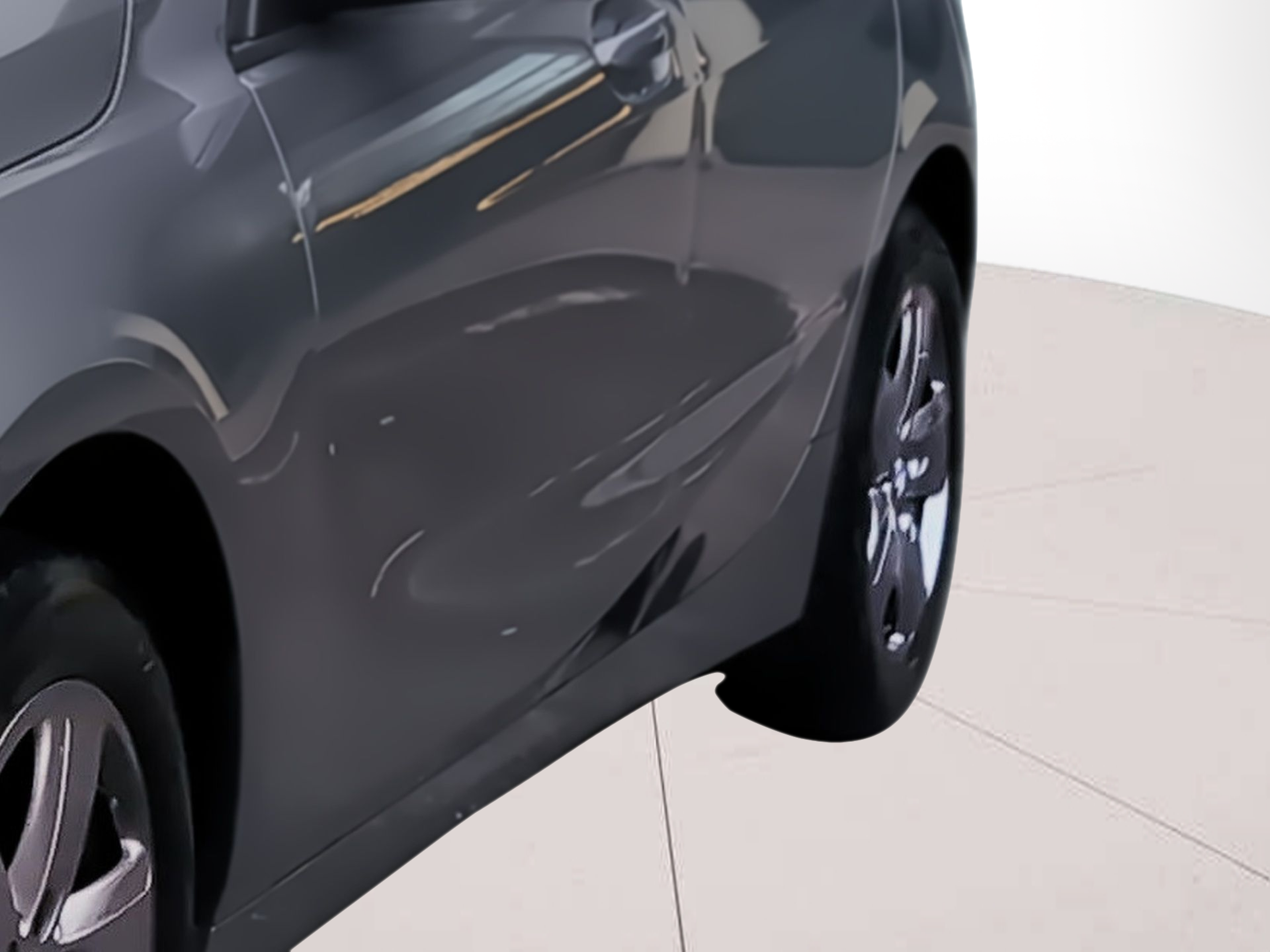 BMW Série 1 116i color Gris. Año 2024. 80KW(109CV). Gasolina. En concesionario Caetano Aveiro de Aveiro