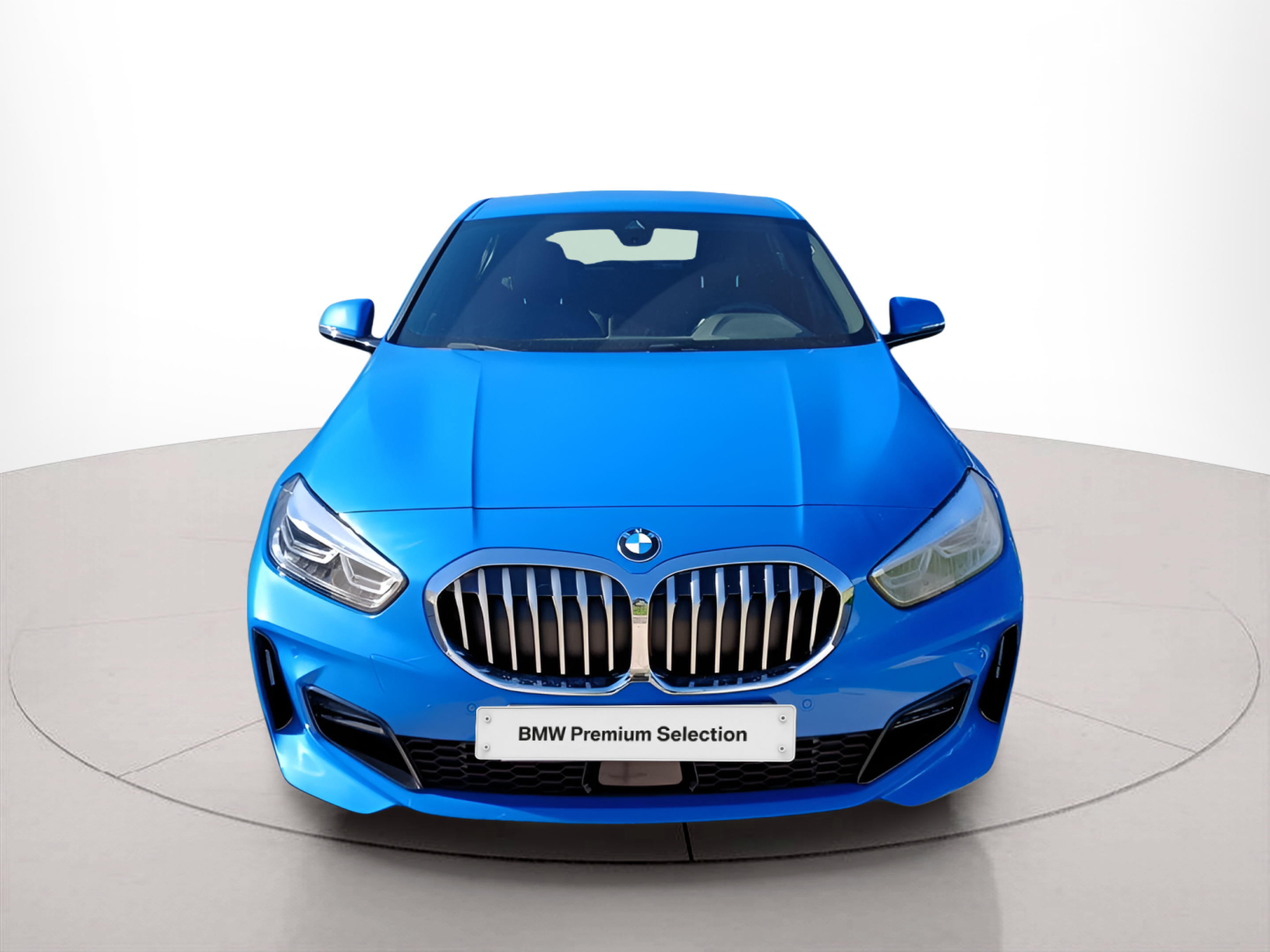 Fotos de BMW Série 1 116d color Azul. Año 2024. 85KW(116CV). Diesel. En concesionario Caetano Portimão de Portimão