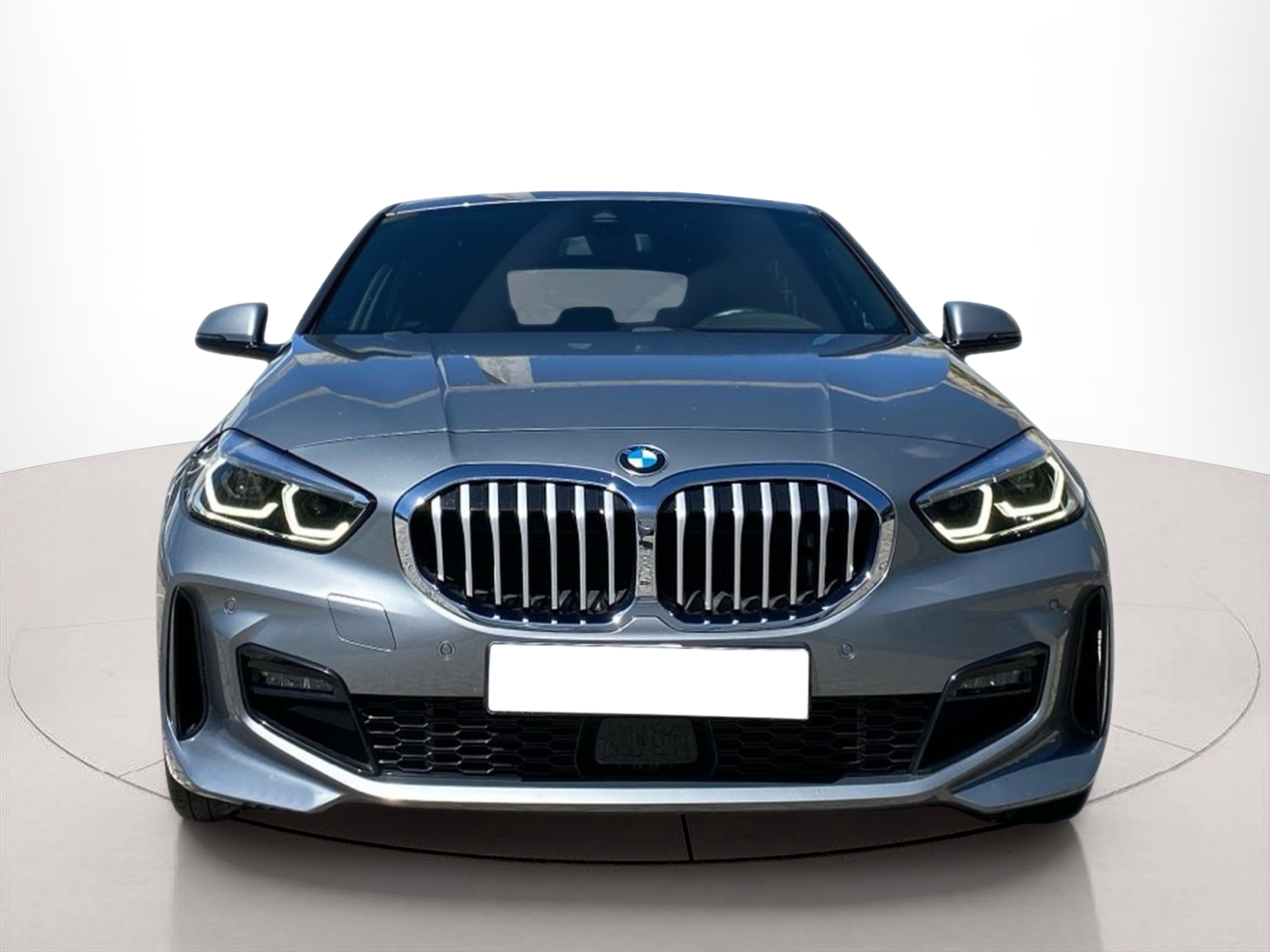 Fotos de BMW Série 1 116d color Gris. Año 2024. 85KW(116CV). Diesel. En concesionario Caetano Baviera Lisboa de Lisboa