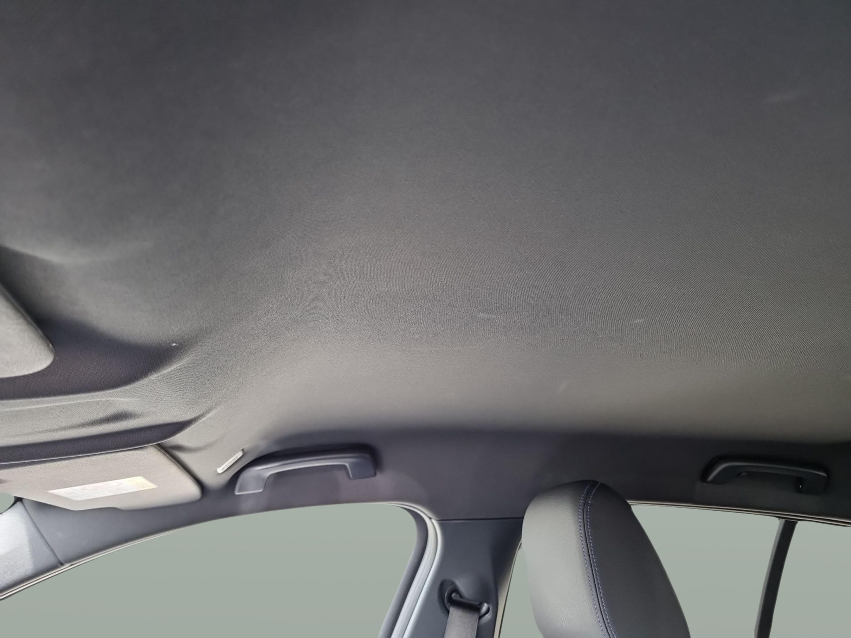 BMW Série 1 116d color Gris. Año 2024. 85KW(116CV). Diesel. En concesionario Caetano Baviera Santa Maria da Feira de Santa Maria da Feira