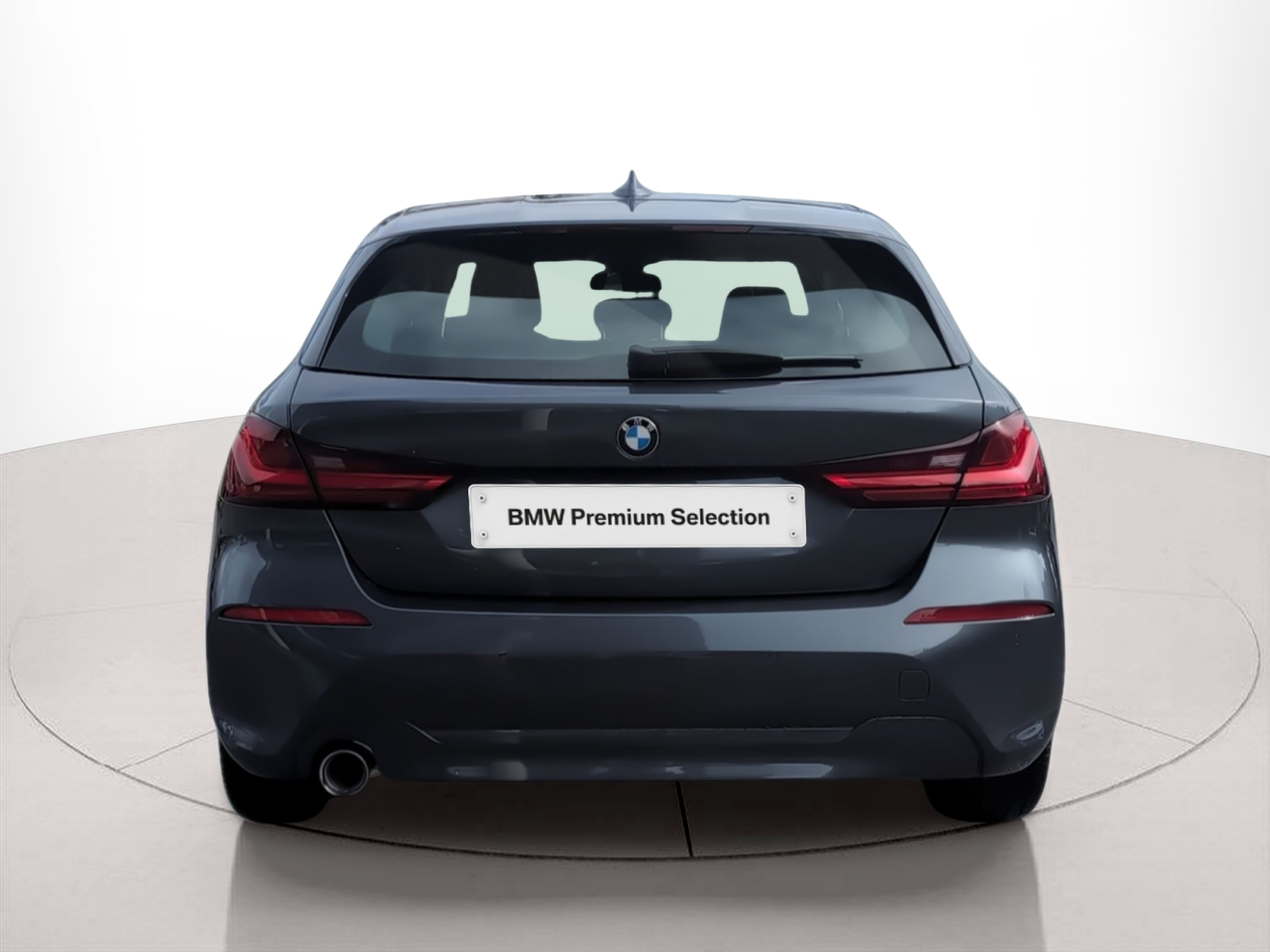 BMW Série 1 116d color Gris. Año 2020. 85KW(116CV). Diesel. En concesionario Caetano Aveiro de Aveiro