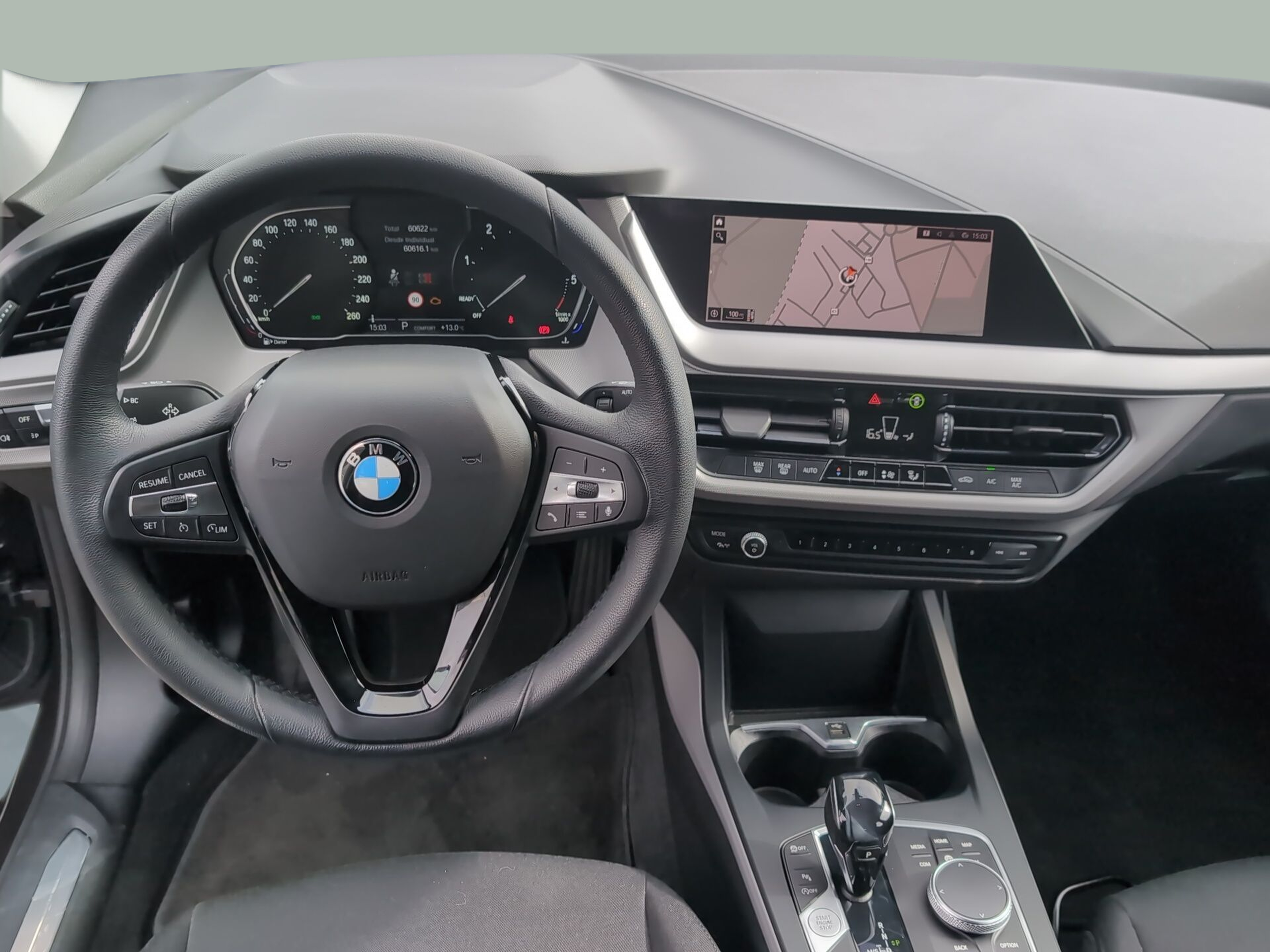 BMW Série 1 116d color Gris. Año 2020. 85KW(116CV). Diesel. En concesionario Caetano Aveiro de Aveiro