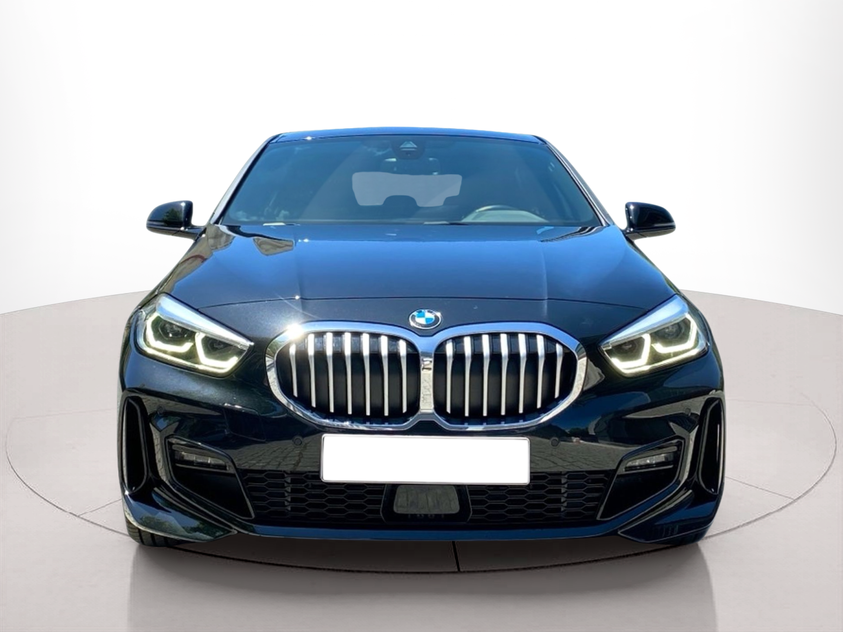 Fotos de BMW Série 1 116d color Negro. Año 2024. 85KW(116CV). Diesel. En concesionario Caetano Baviera Lisboa de Lisboa