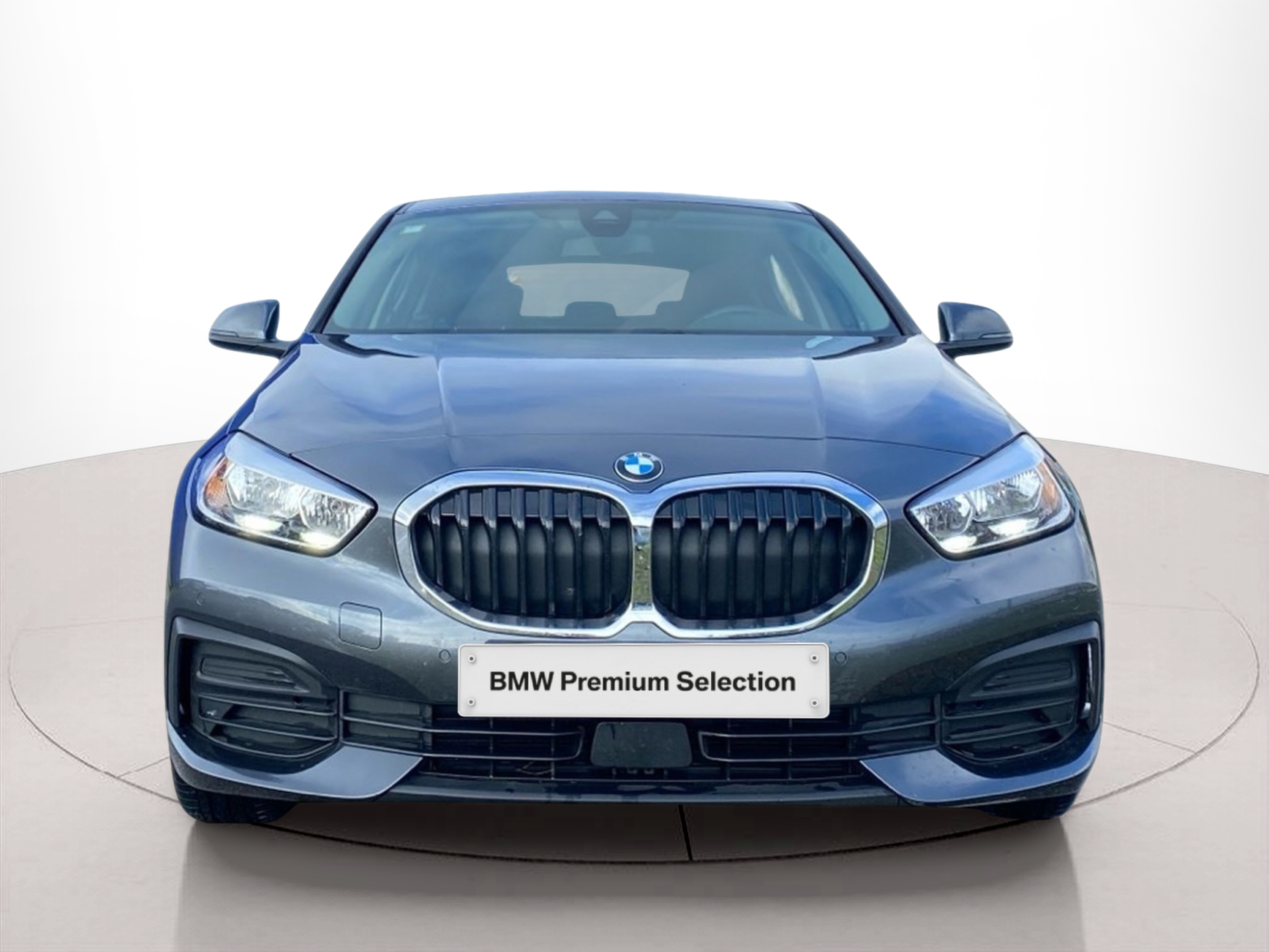 Fotos de BMW Série 1 116d color Gris. Año 2020. 85KW(116CV). Diesel. En concesionario Caetano Cascais de Cascais