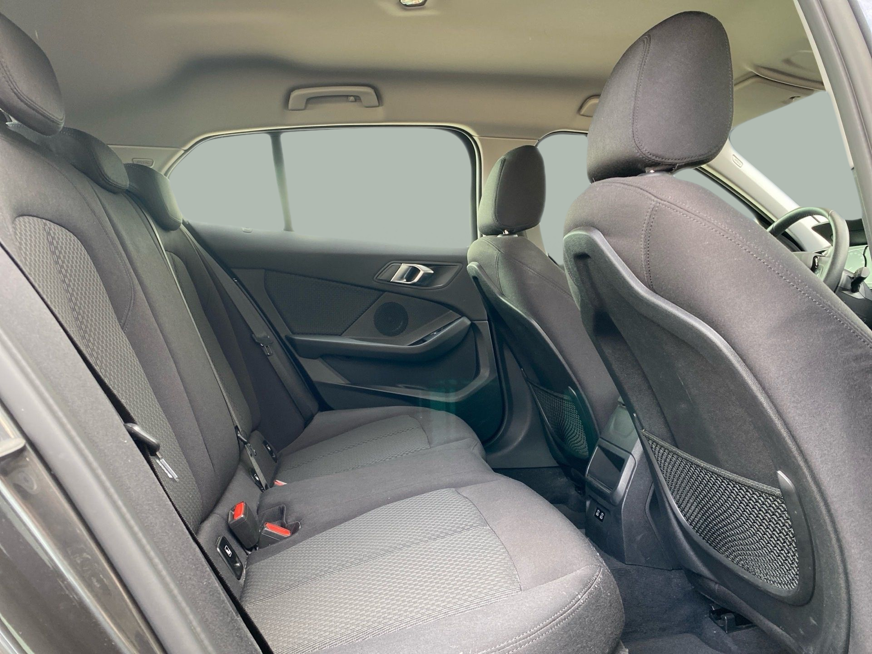 BMW Série 1 116d color Gris. Año 2020. 85KW(116CV). Diesel. En concesionario Caetano Cascais de Cascais