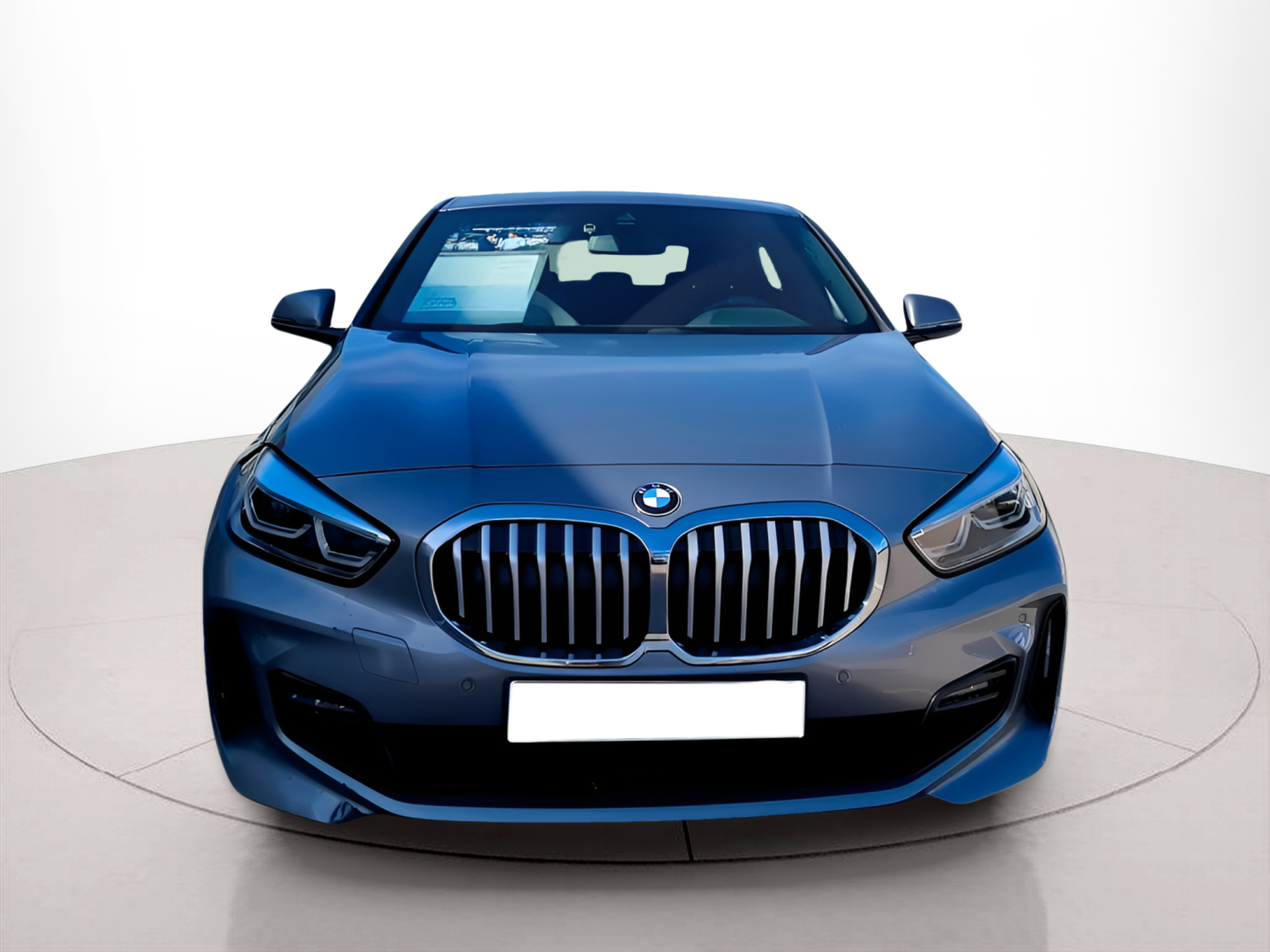 Fotos de BMW Série 1 116d color Gris. Año 2024. 85KW(116CV). Diesel. En concesionario Caetano Baviera Portimão de Portimão